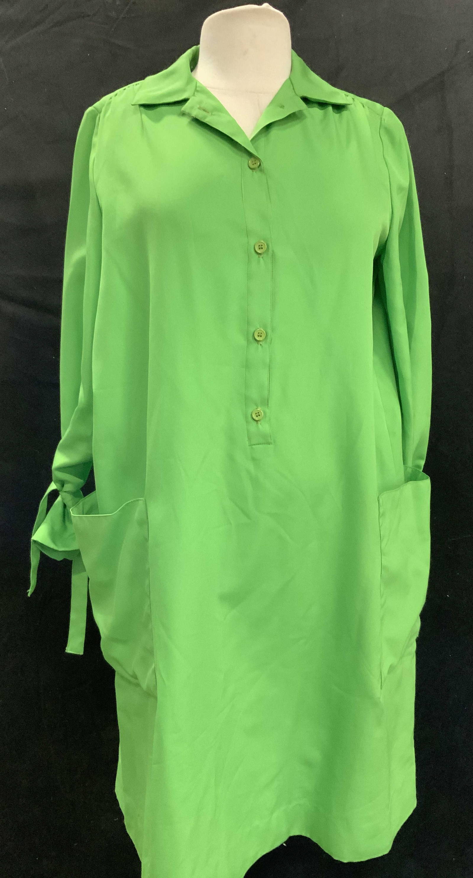 Vintage Button Down Green Dress Auction