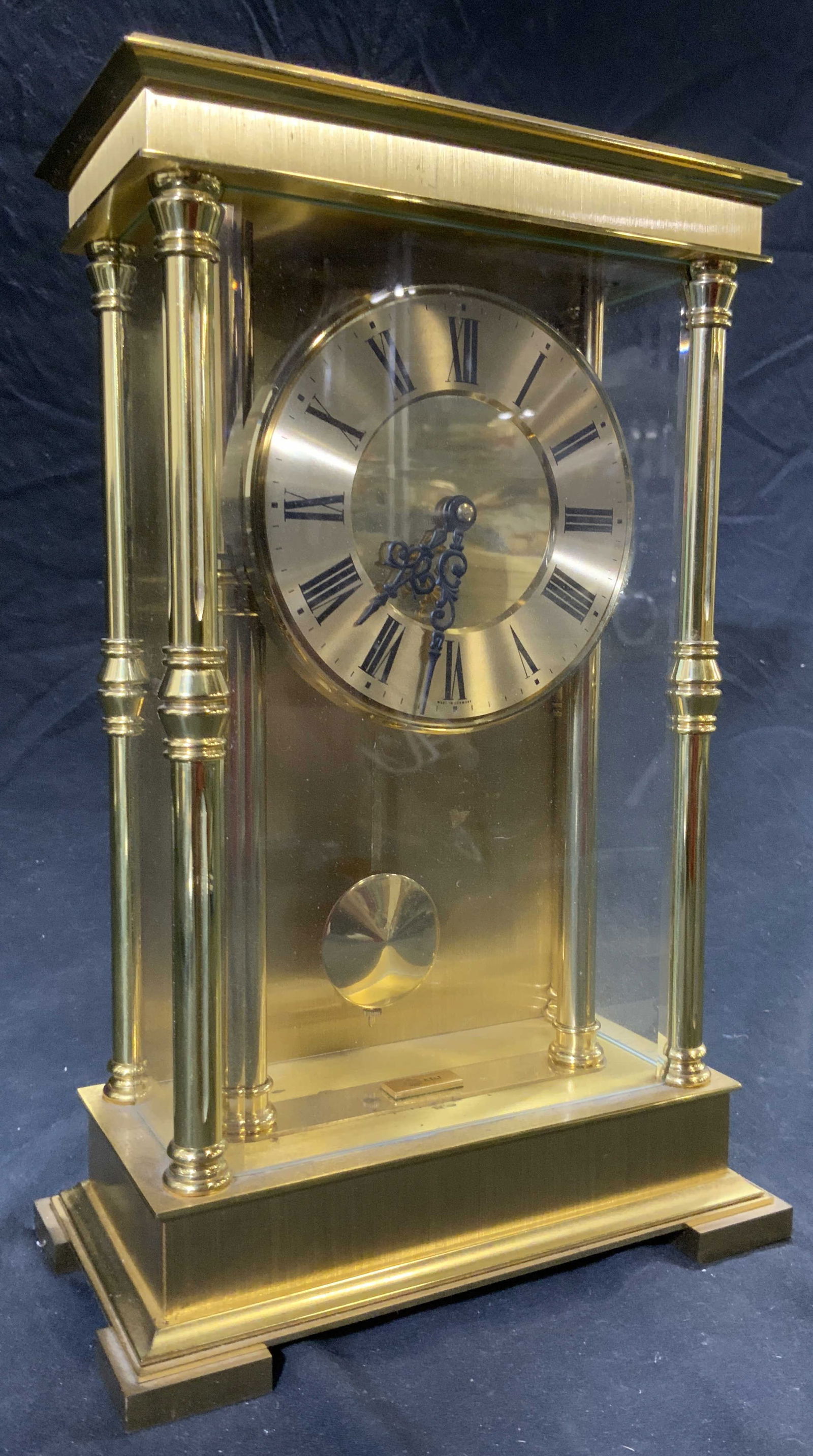 FABRIK SSS MARKE AT&T Brass Mantel Clock (1 of 11)
