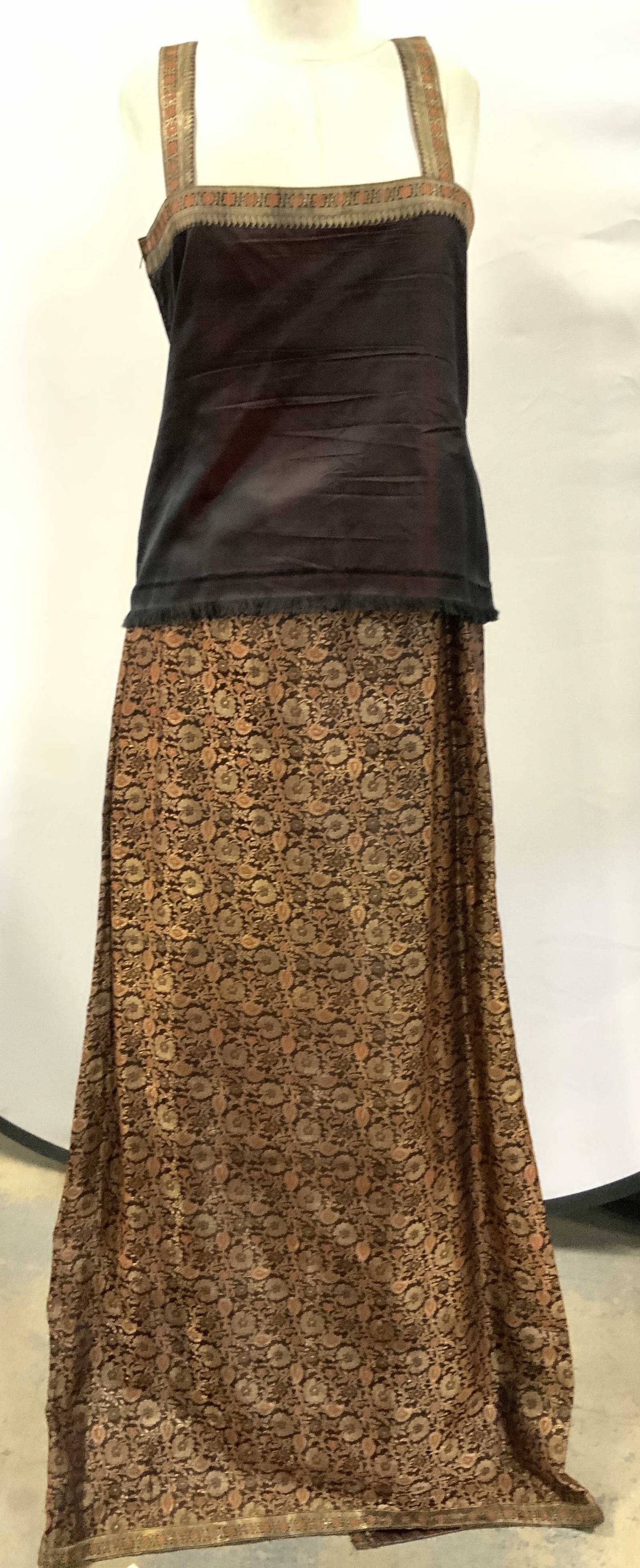 2 Pc Silk Brocade Cocktail Skirt & Top (1 of 7)