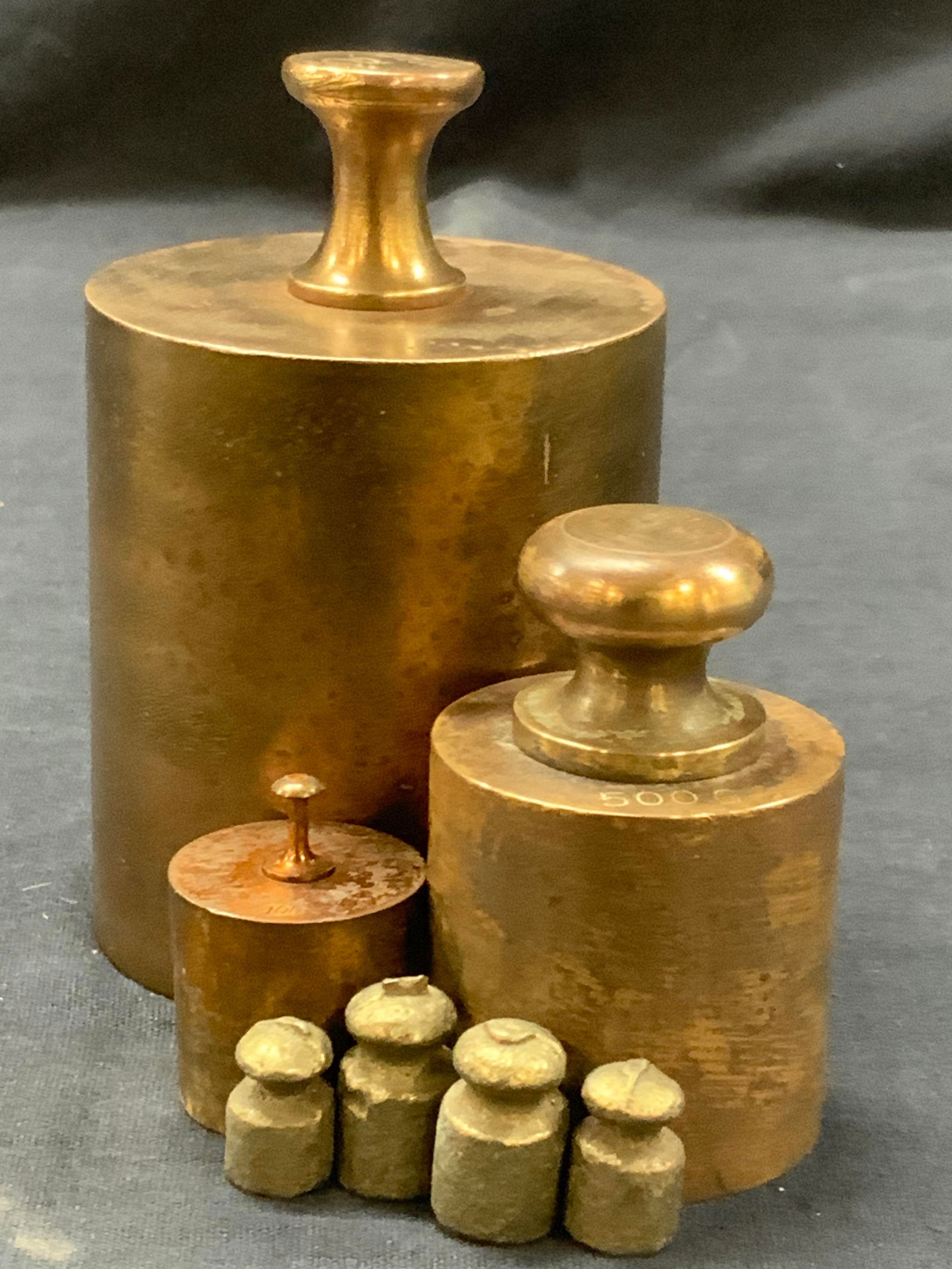 Lot 7 Antique Brass & Copper Scale Weights (1 of 8)