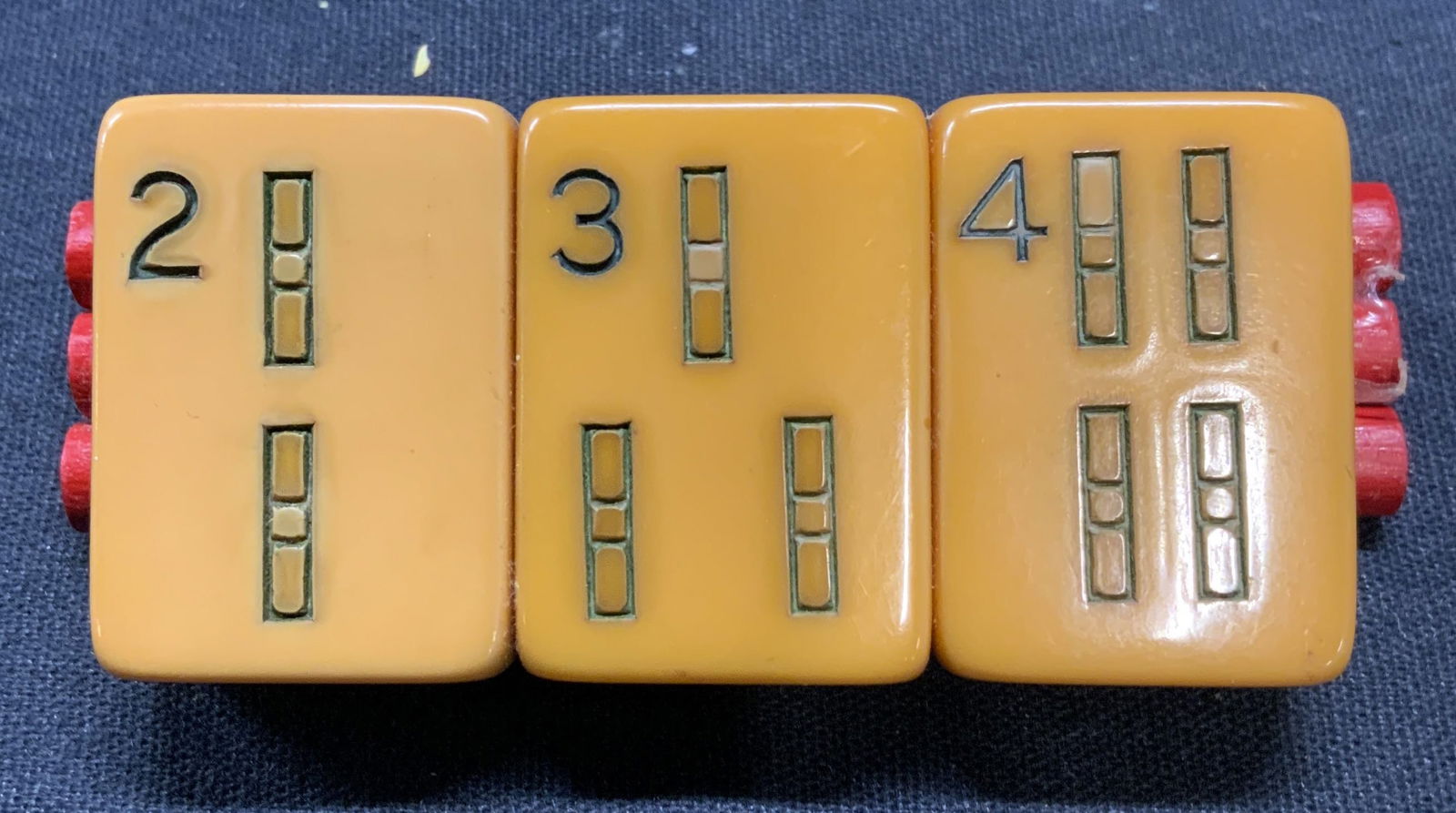 Vtg Handmade Bakelite Mahjong Tile Brooch (1 of 6)