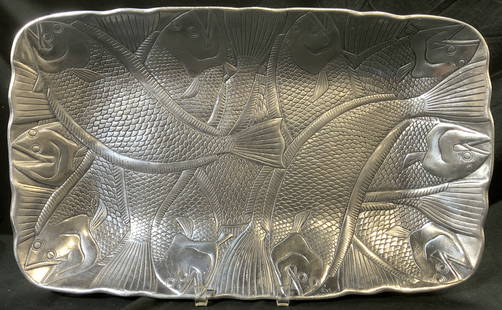 ARTHUR COURT DESIGN Pewter Fish Serving Tray: Underside is inscribed ARTHUR COURT DESIGN. Serving tray has fish relief detail. Piece is silver toned & appears to be pewter. 21 inches long 12 inches wide. Tray, pewter tray, fish tray, serving tray