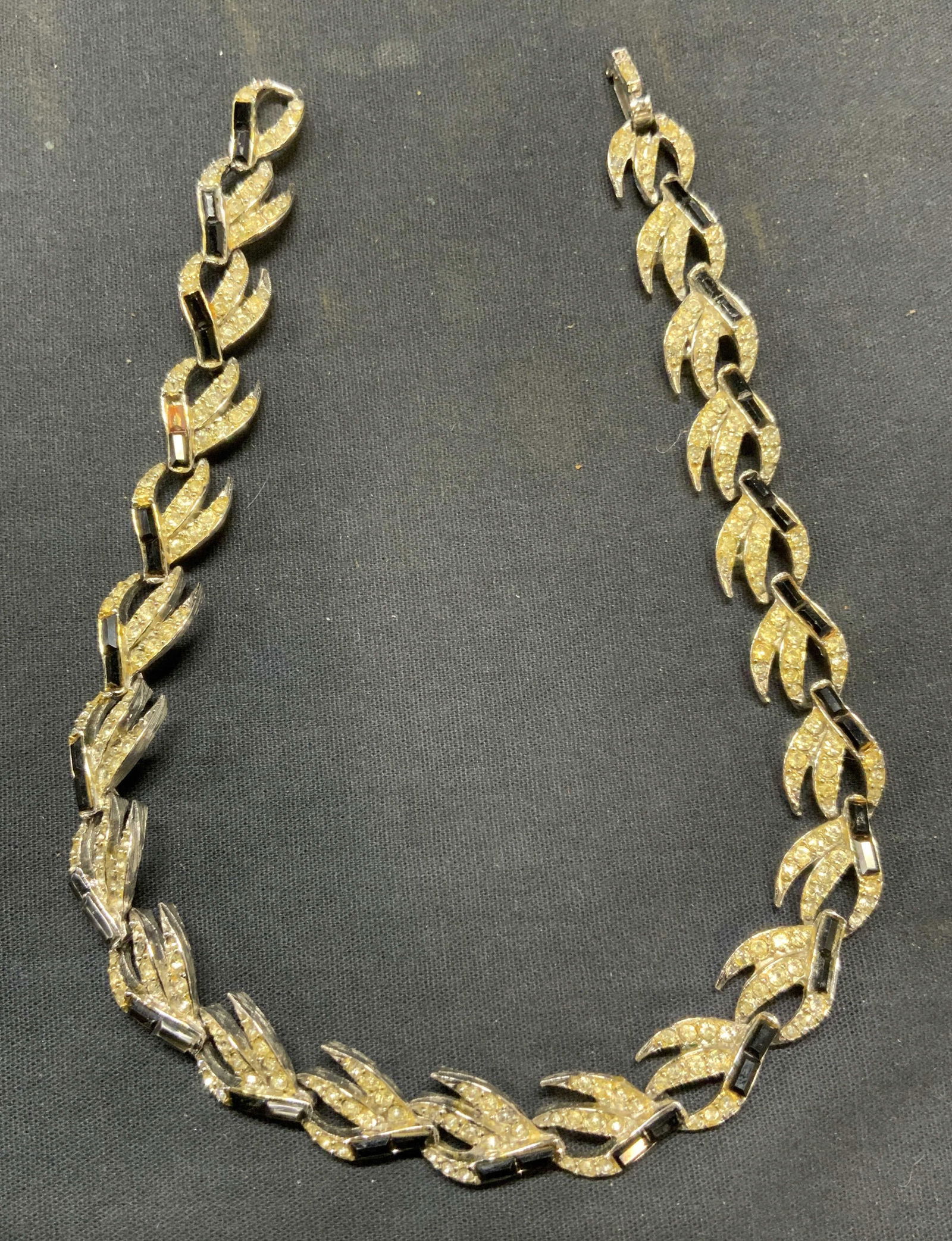 Vintage Silver Tone Black Crystal Necklace (1 of 6)