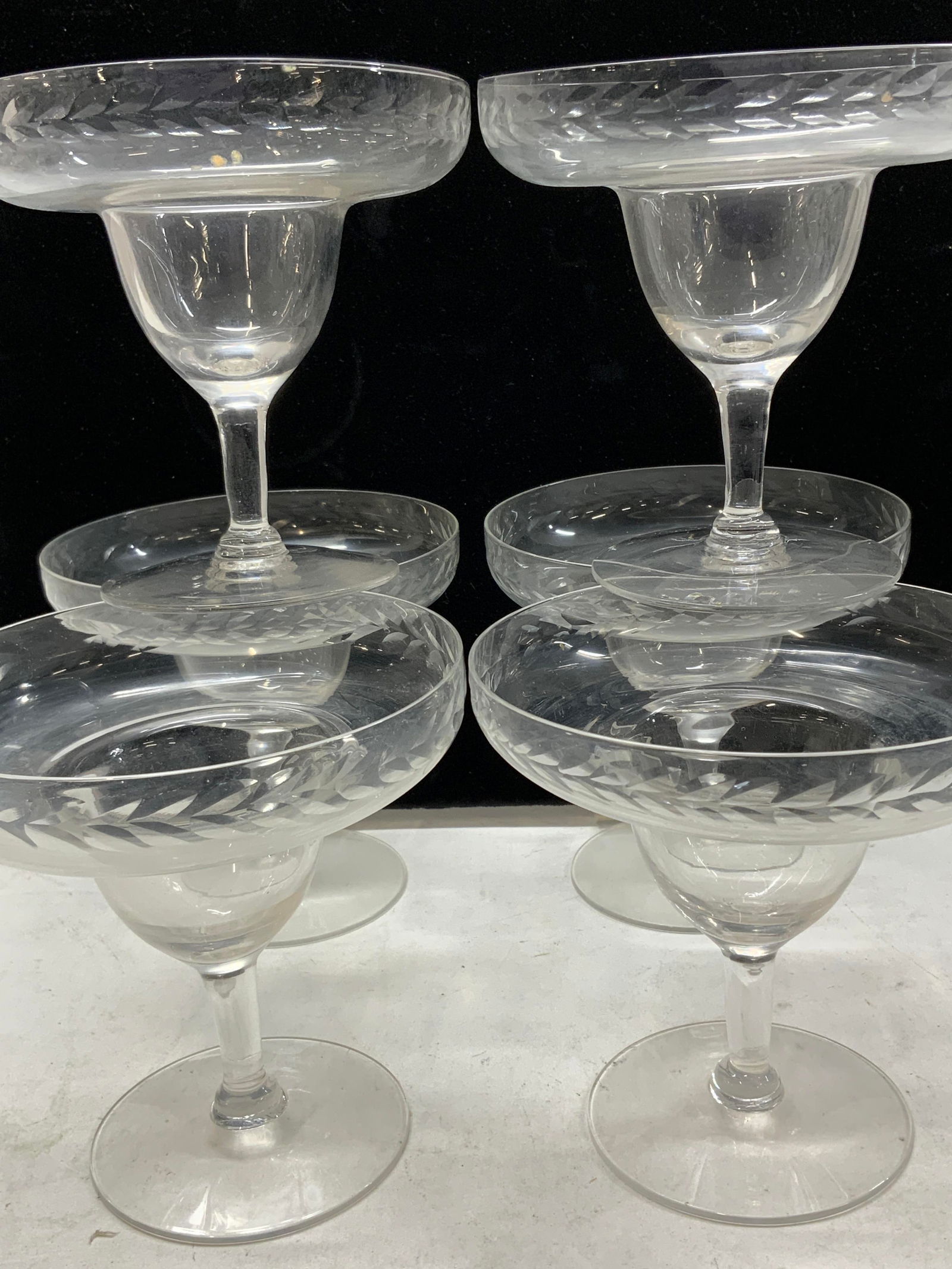 Hand Blown Margarita Glasses W Etched laurels 6 (1 of 6)