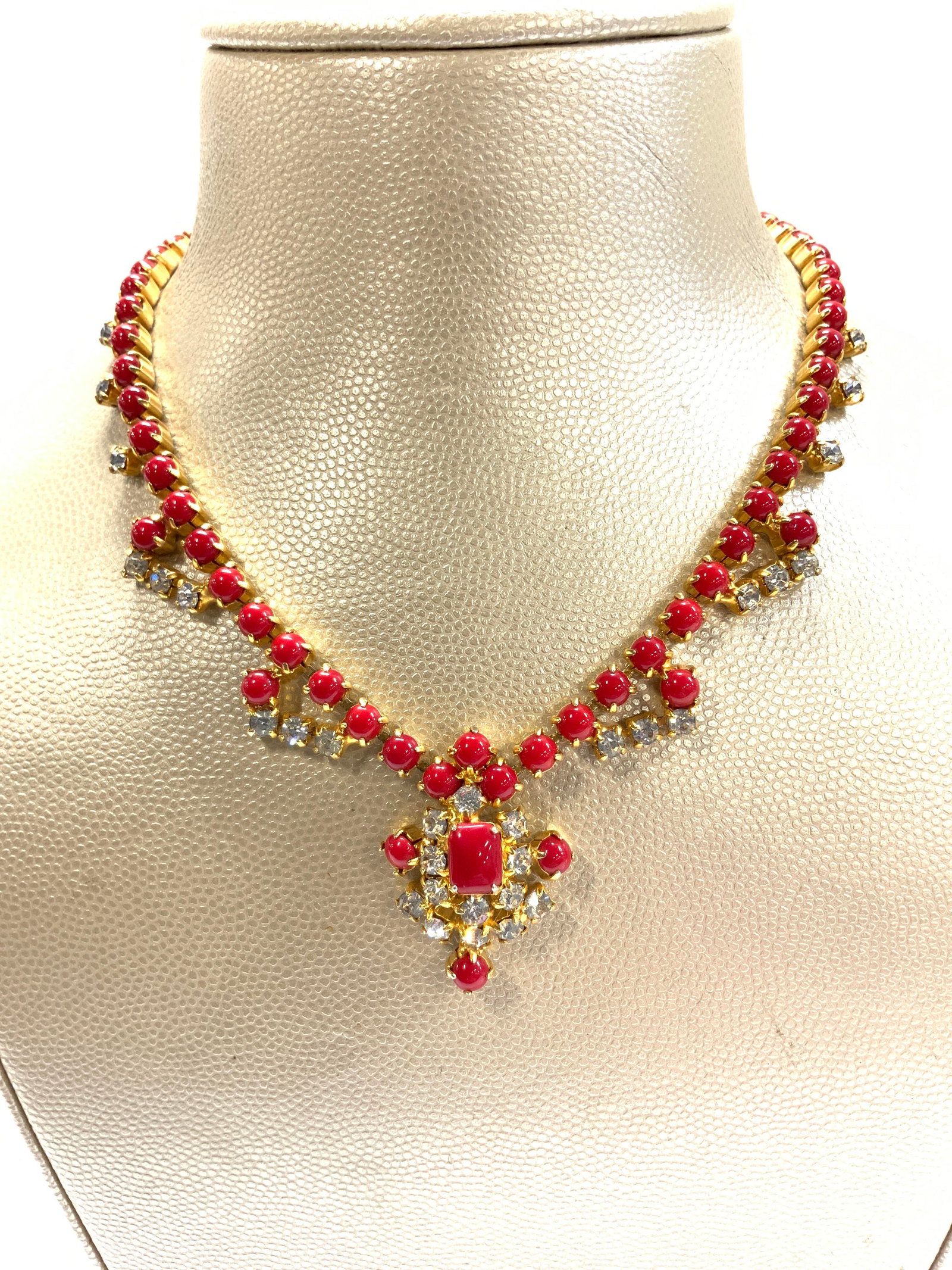 Red Bead and Crystal Choker Necklace: Choker necklace with red beads and clear crystals set in gold tone. Necklace measures 15.5 in. Long. Vintage jewelry, estate jewelry, Fashion jewelry, costume jewelry, Choker necklace, ladies accessor