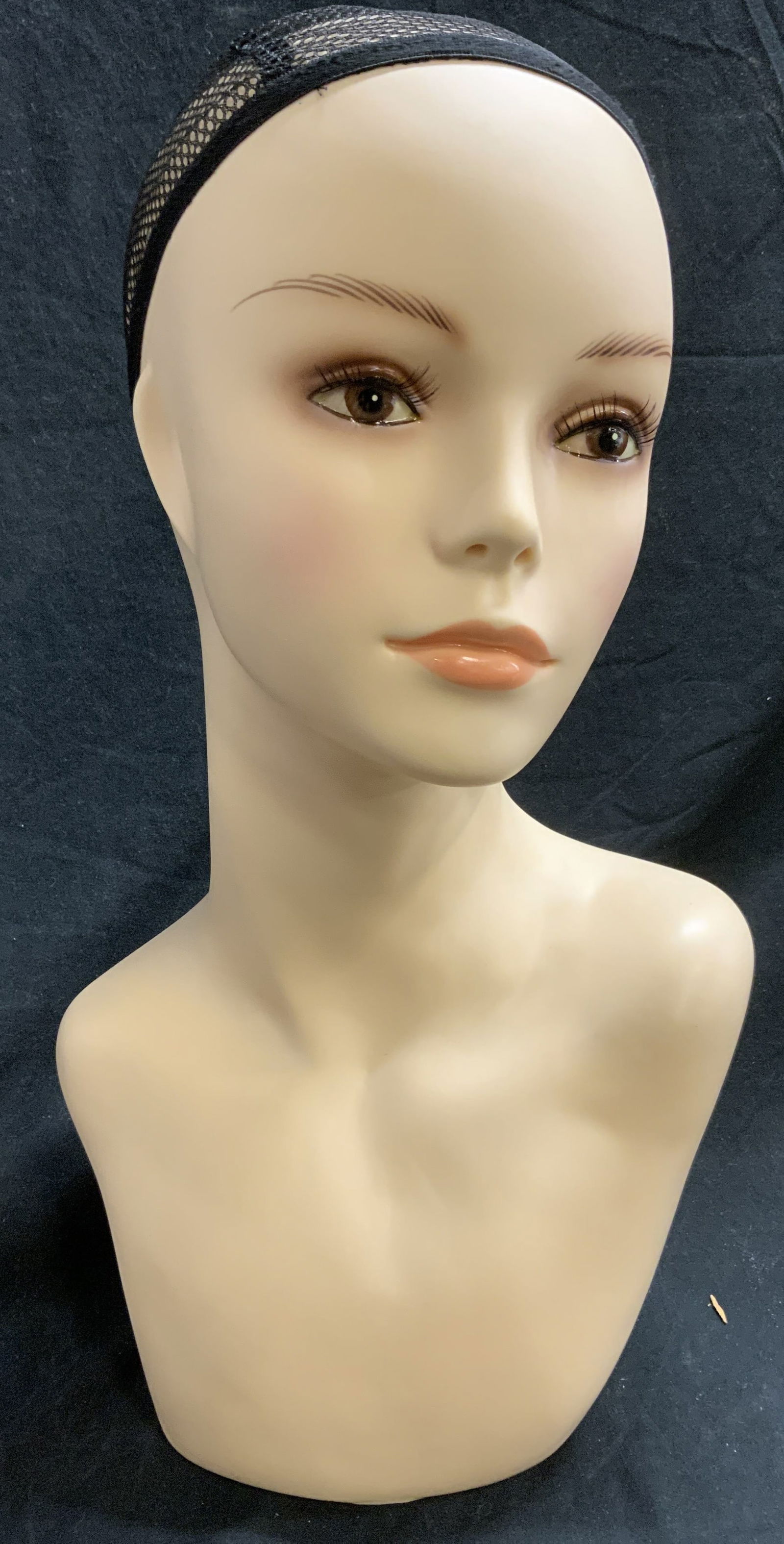 Female Mannequin Head Form W Facial Detail (1 of 7)