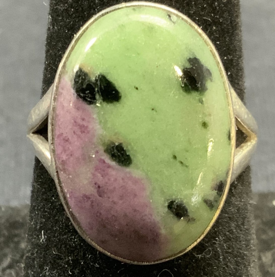 Vintage Sterling Silver Watermelon Garnet Ring (1 of 6)