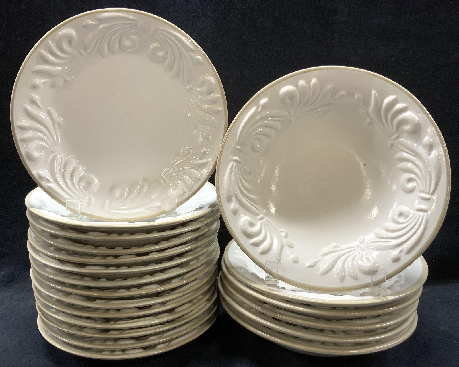 20 Floriware Art Pottery Dishes & Bowls USA (1 of 9)