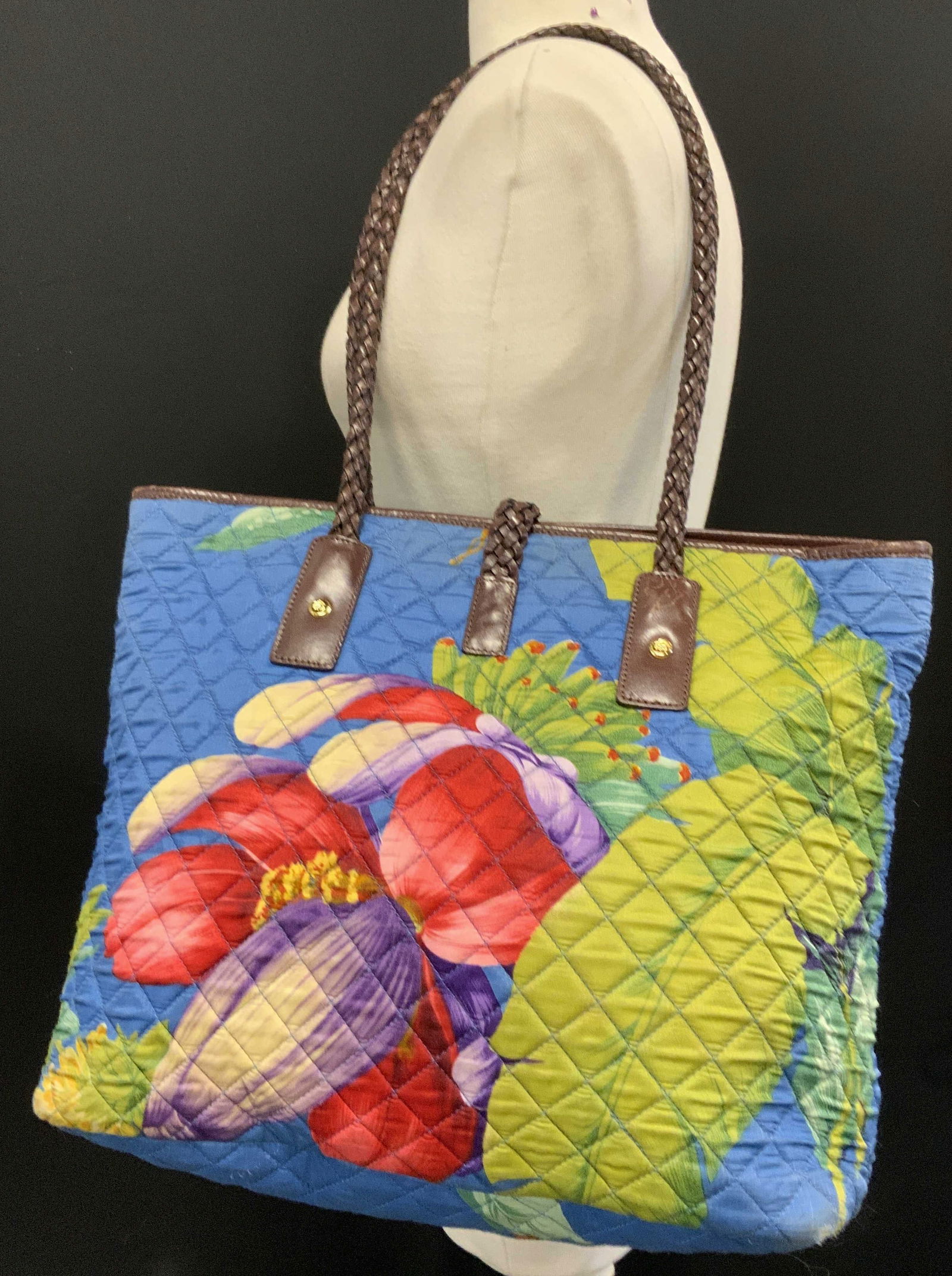 Brooks Brothers Quilted Tote Bag w Leather Handles (1 of 12)