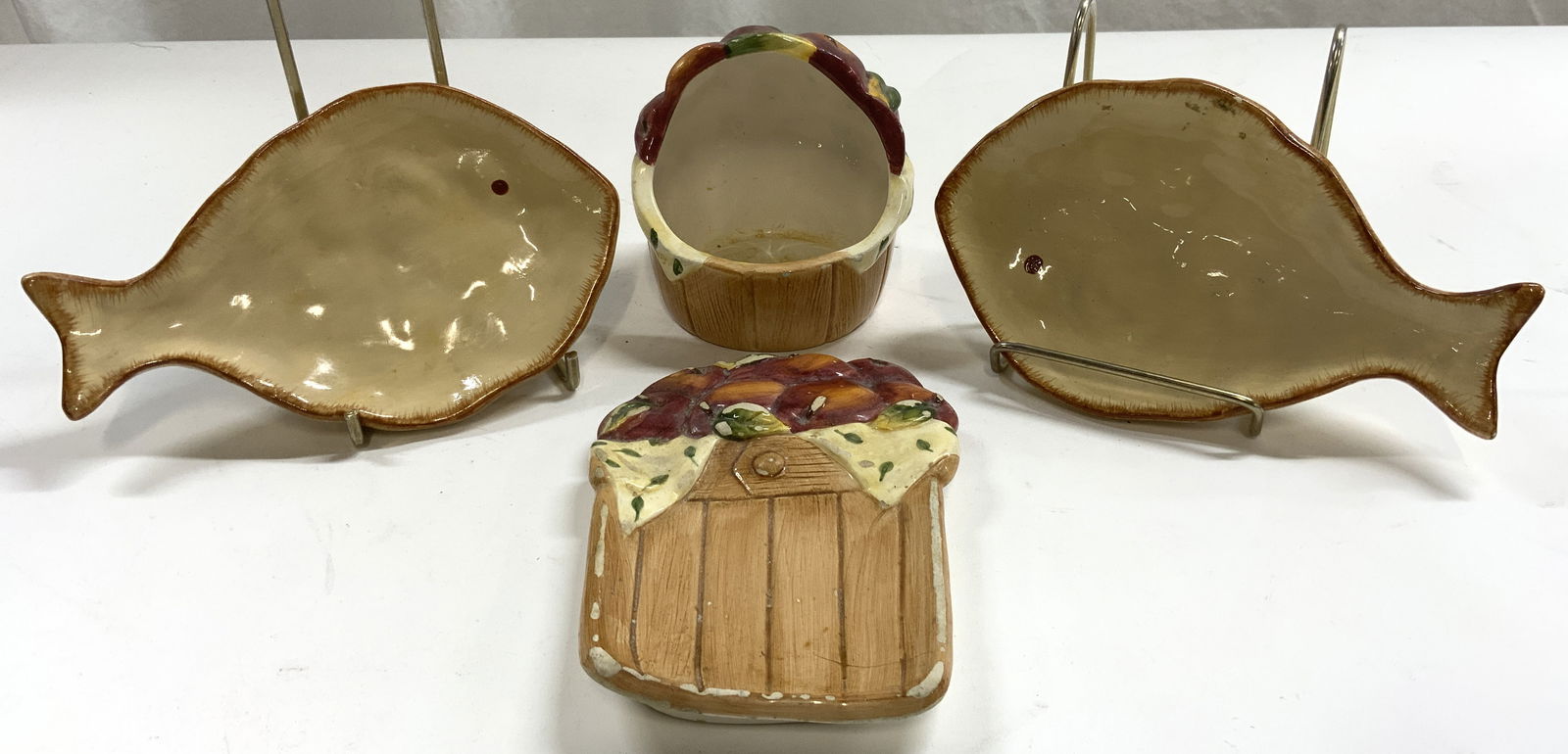 COOKS CLUB Lot 4 Porcelain Dishes (1 of 8)