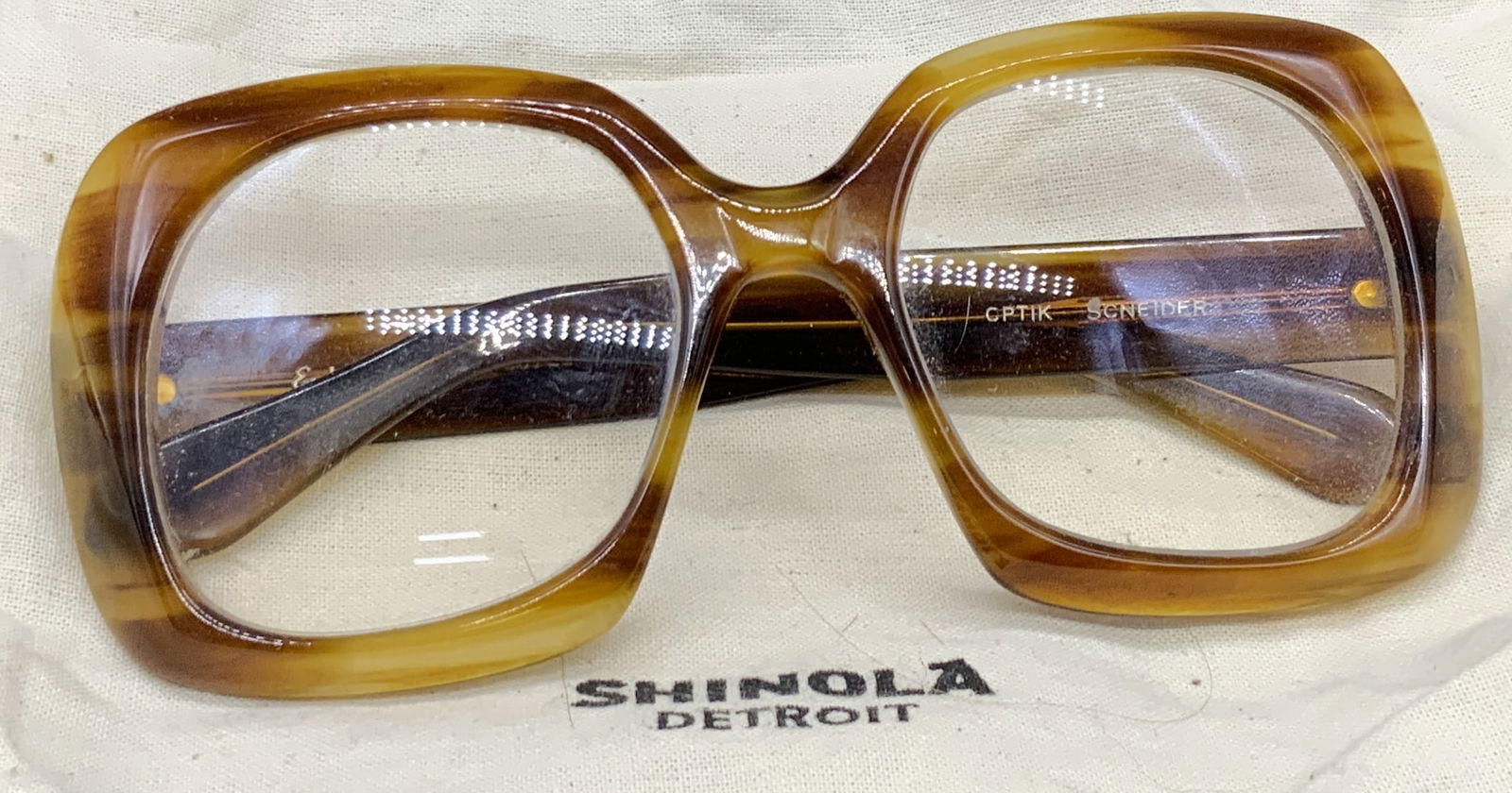 SCNEIDER Embe Vintage Glasses Frames (1 of 12)