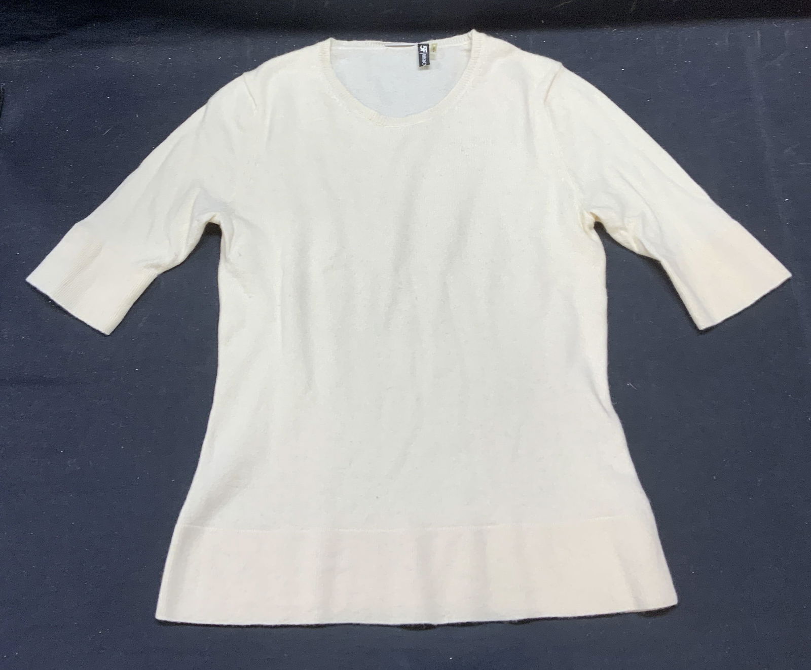 ELIE TAHARI White Short Sleeve Cashmere Sweater (1 of 6)