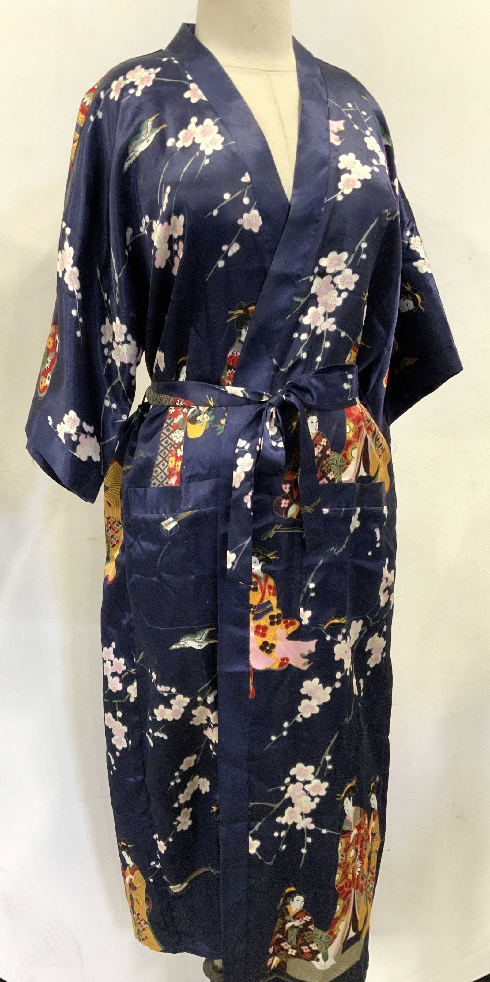 Plum Blossom & Geisha Asian Robe w Belt (1 of 9)
