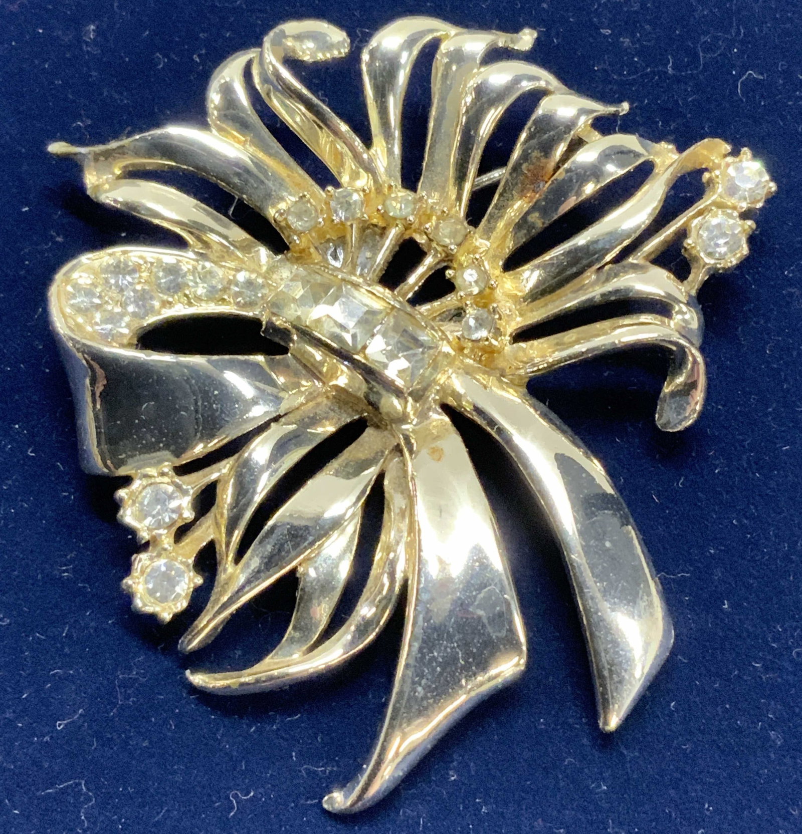 Gold Tone Crystal Brooch (1 of 6)