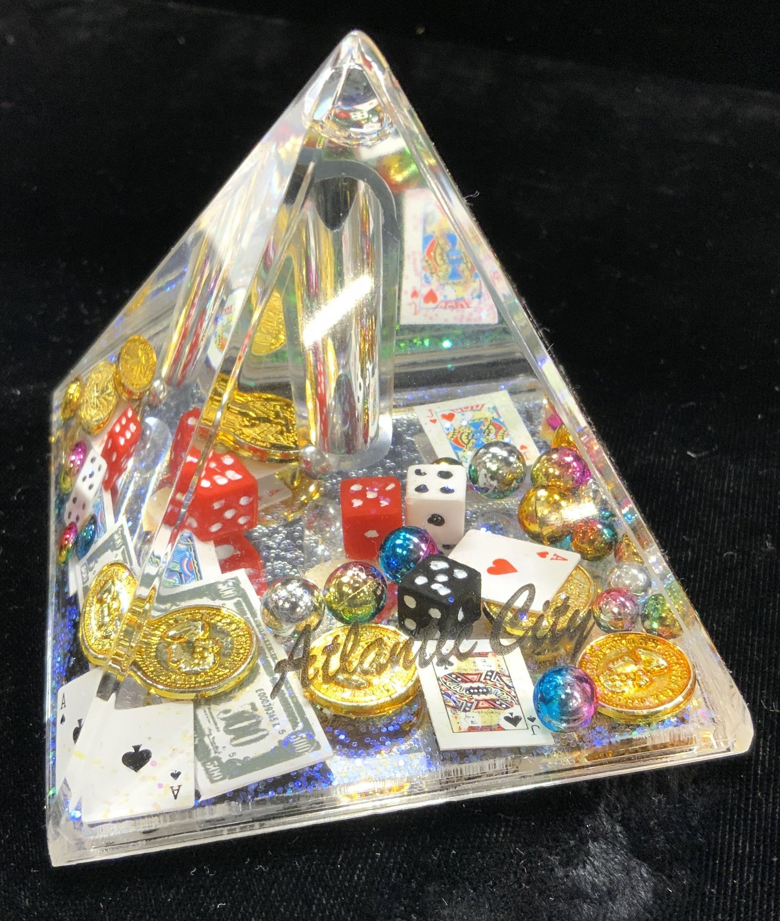 Atlantic City Pyramid Acrylic Pen Holder (1 of 6)