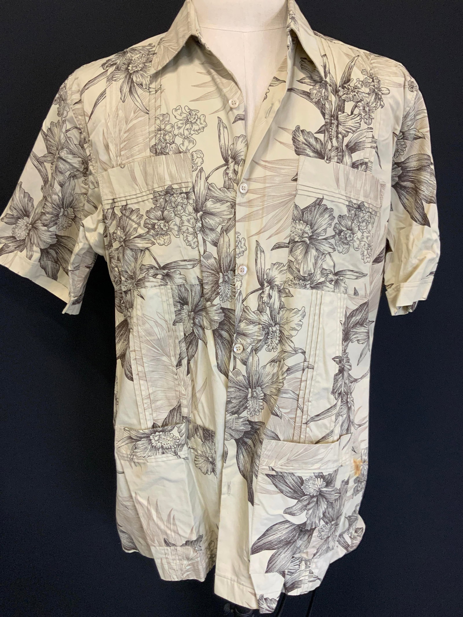 Hawaiiabera Hand Made Cotton Button Up Shirt (1 of 10)