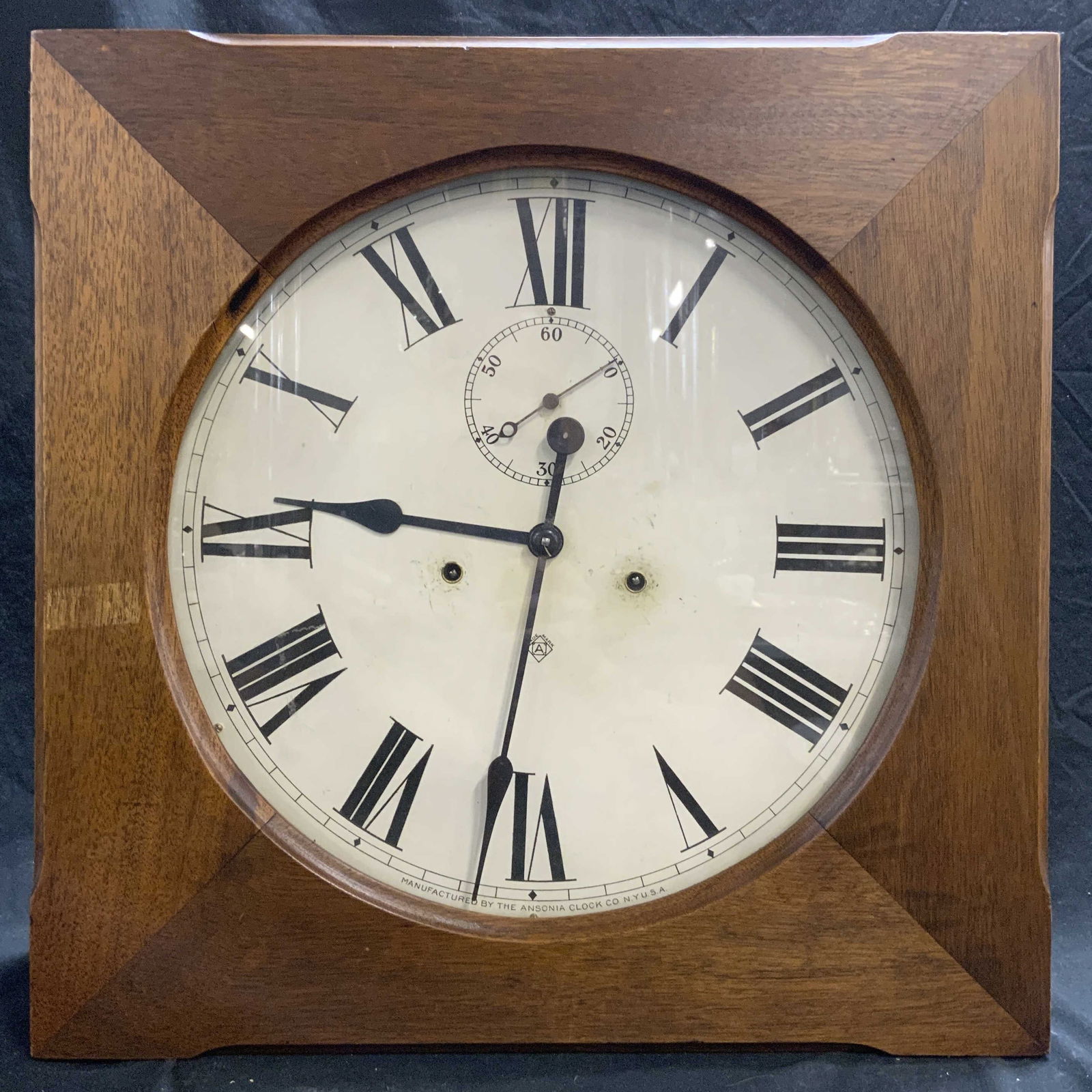ANSONIA CLOCK CO Vntg Wooden Wall Clock 19in (1 of 11)