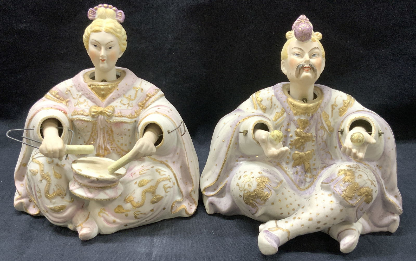 2 Antq ARDALT Hand Painted Porcelain Nodders (1 of 13)