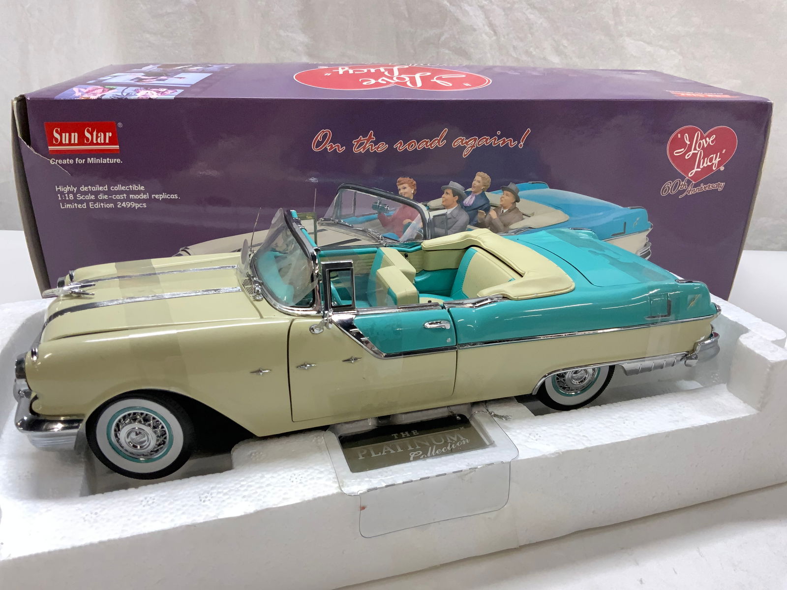 I Love Lucy Collect 1955 Pontiac Car Model, NIB, 5 (1 of 14)