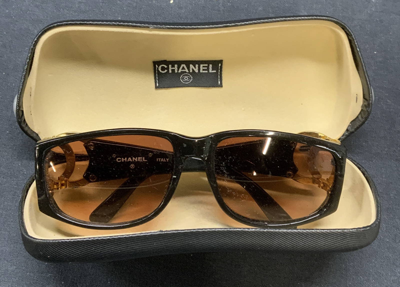chanel glasses gold