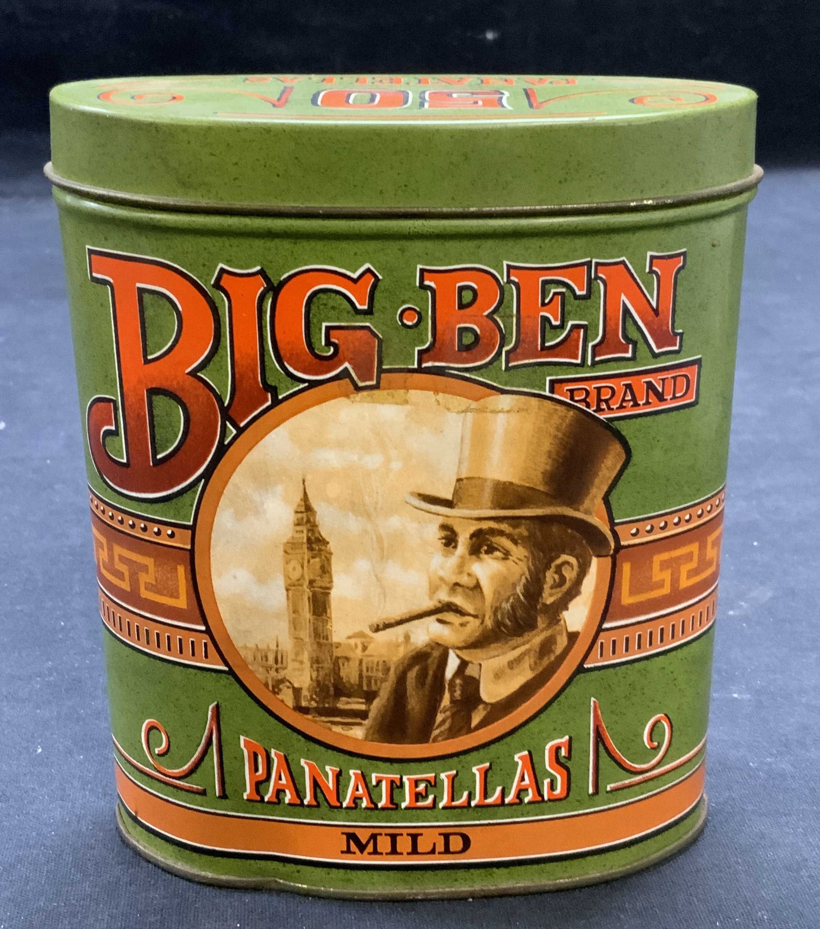 Vintage Big Bens Panatellas Cigar Tin, England: Vintage Big Bens Panatellas cigar tin. Made in England. Measures approx. 4 x 2 x 5.5 inches, some surface wear including scratching and small dents observed. Big bens cigars, Panatellas cigars, cigar 