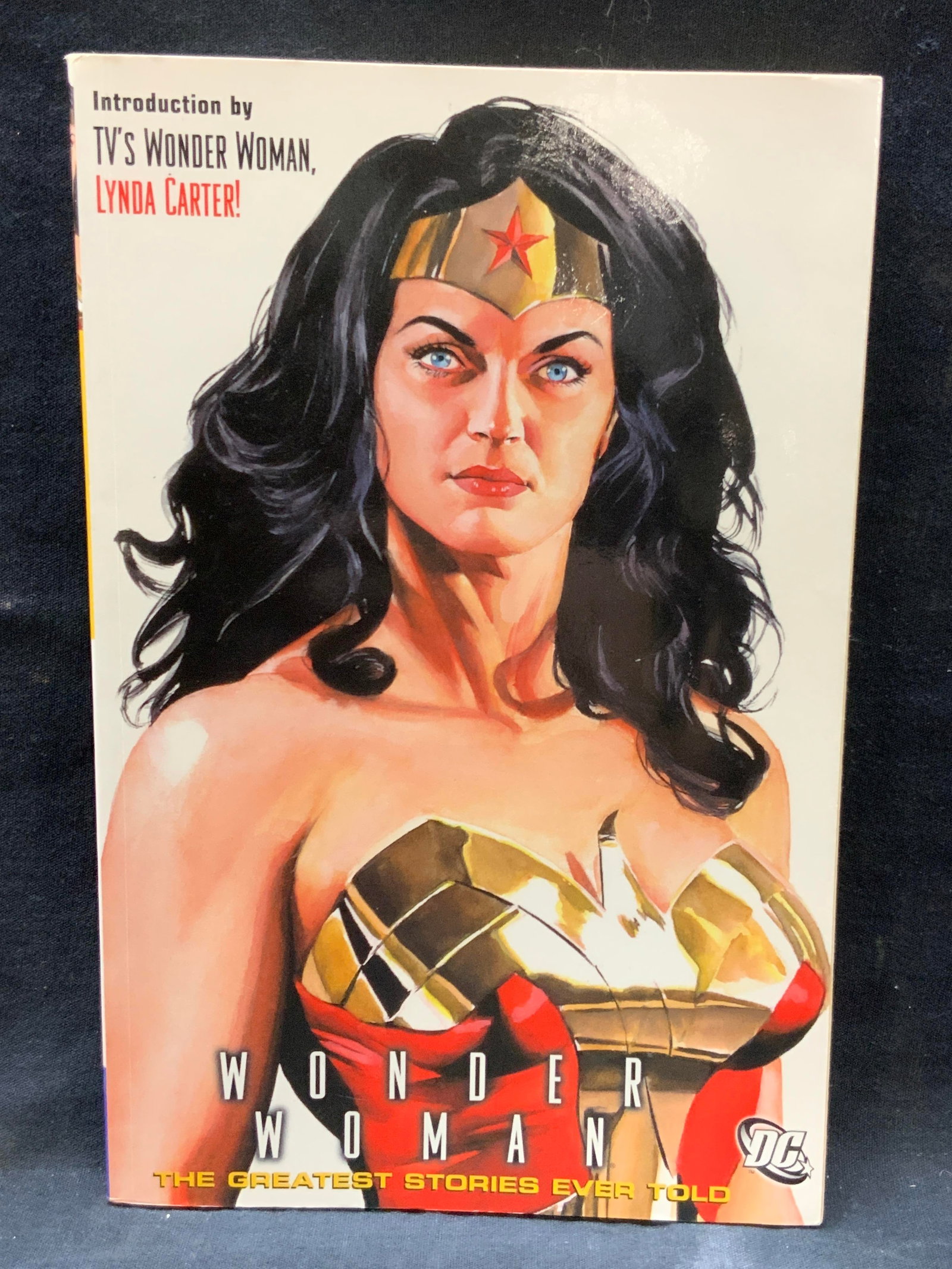 DC Wonder Woman 2007 Comic Book: Copyright 2007 DC comics, Wonder Woman the greatest stories ever told. Paper back comic book. Approx 10 x 6.57 inches and 0.50 inches thick. Minor wearing to edges and corners to paper cover Wonder Wo
