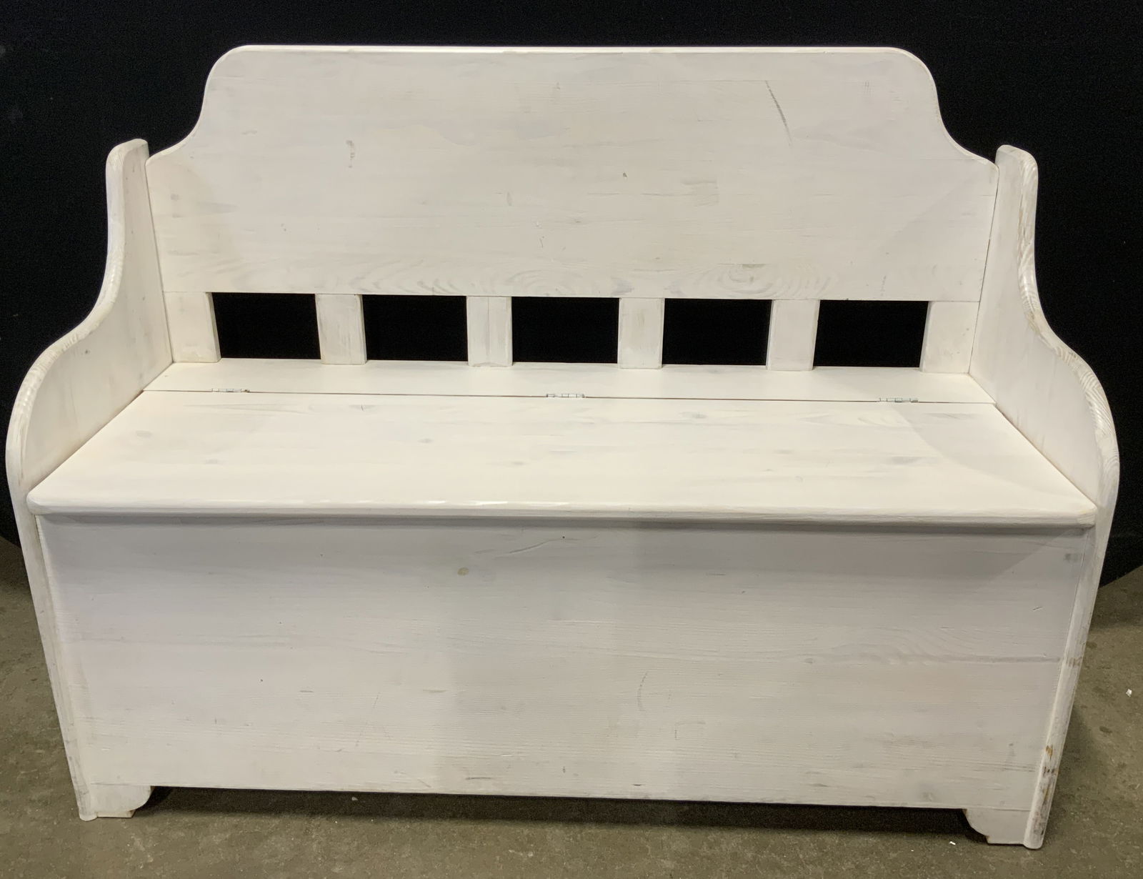 Vintage Painted White Wooden Bench W/ Storage (1 of 11)