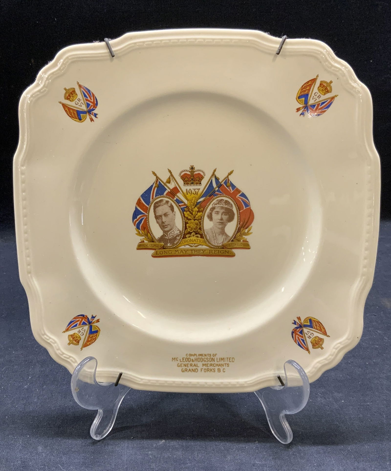 1937 Queen Elizabeth Coronation Porcelain Plate (1 of 7)