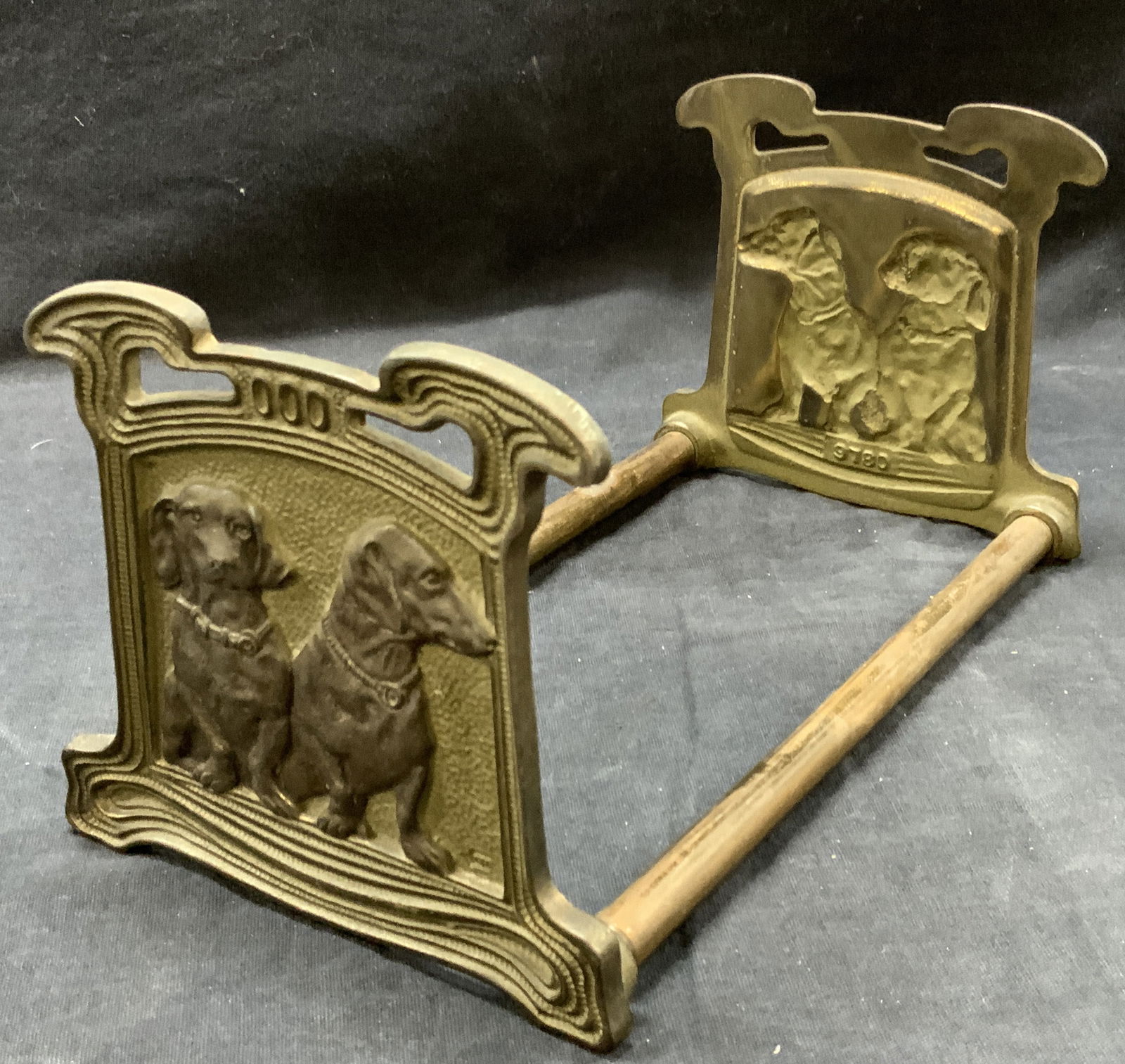 Vtg Cast Brass Dachshund Expandable Bookends (1 of 8)