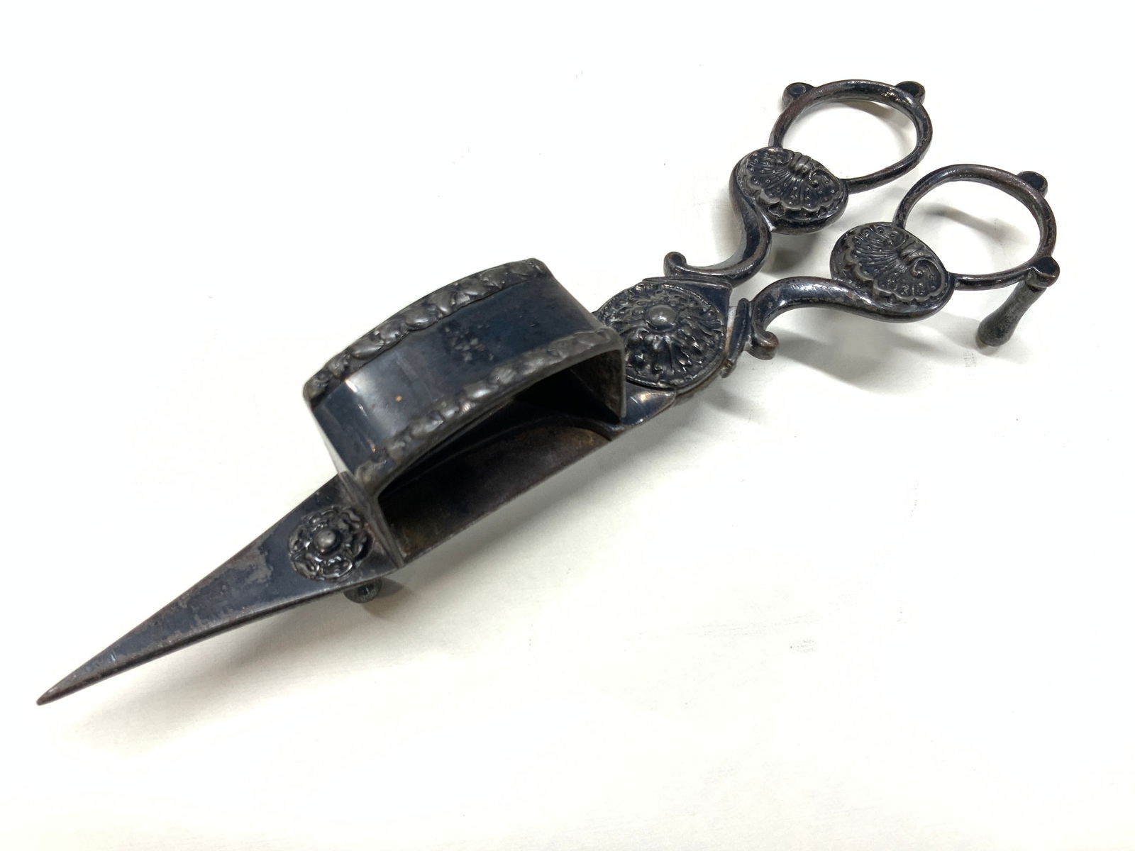 Vintage Silver Plate Stamped Candle Scissors (1 of 7)