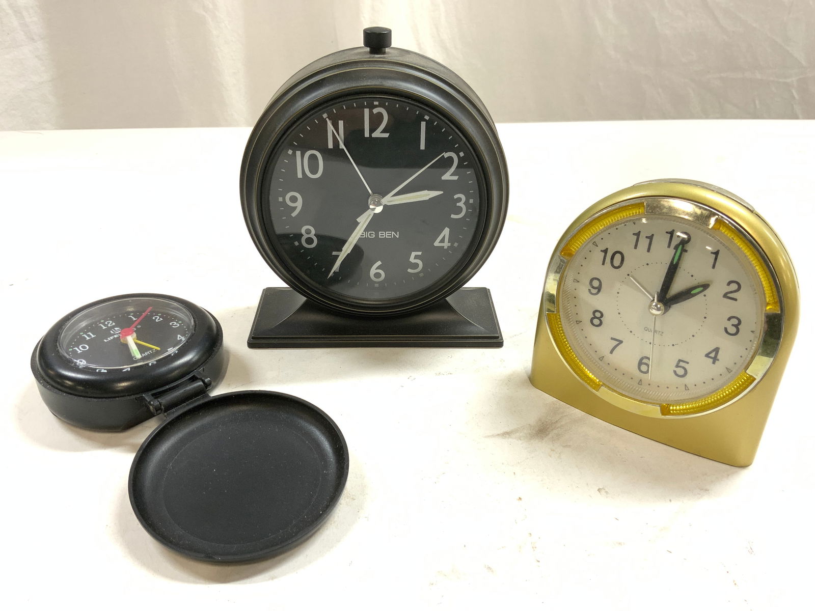 Lot 3 Alarm Clocks Lifelong & Big Ben (1 of 7)