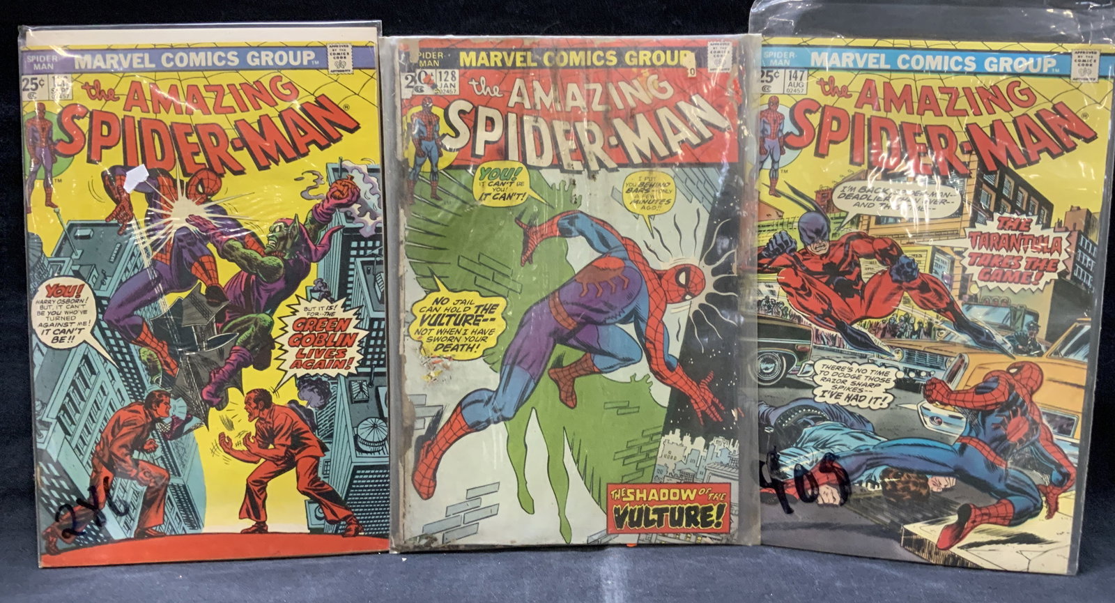 3 The Amazing Spider-Man 1974-5 Comic Books (1 of 12)