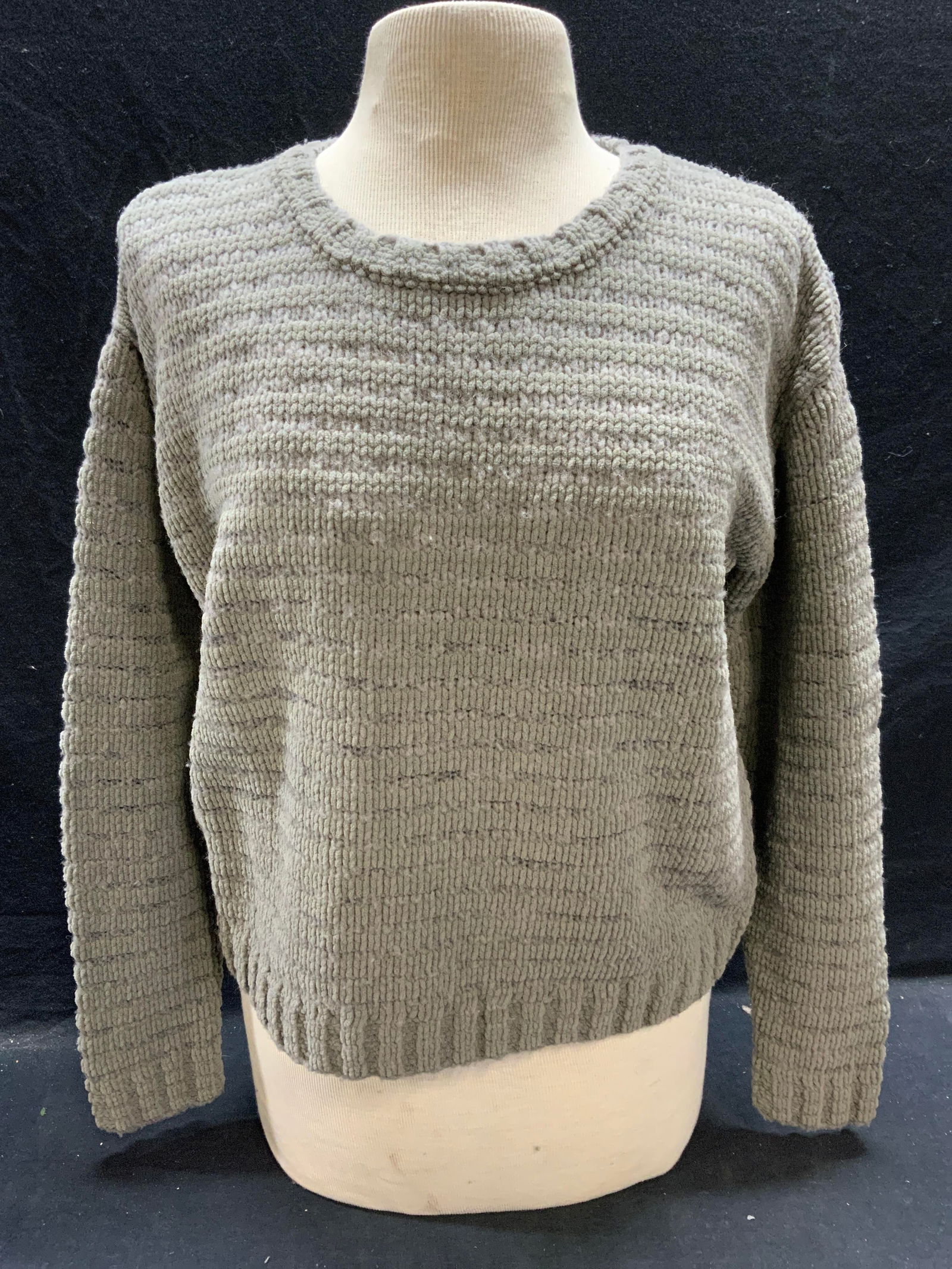 New Scotland Gray Merino Wool Blend Sweater (1 of 6)