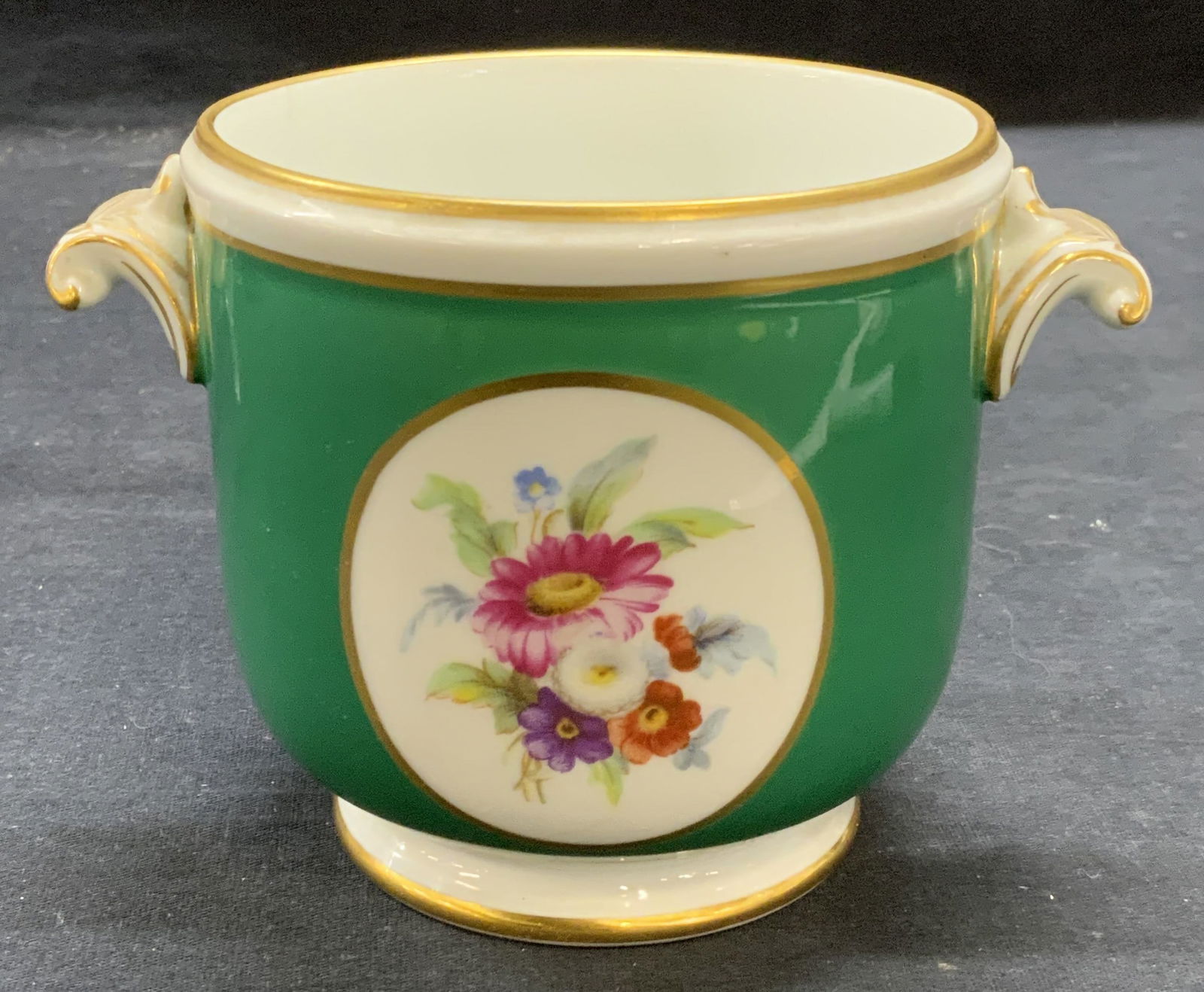 Richard GINORI Porcelain Urn Vase, Italy (1 of 7)