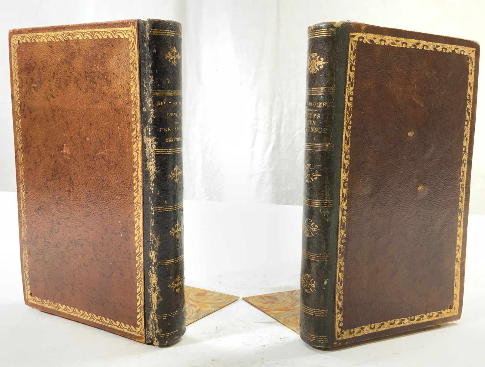 Pr Vintage Book Bookends FRANCE (1 of 9)