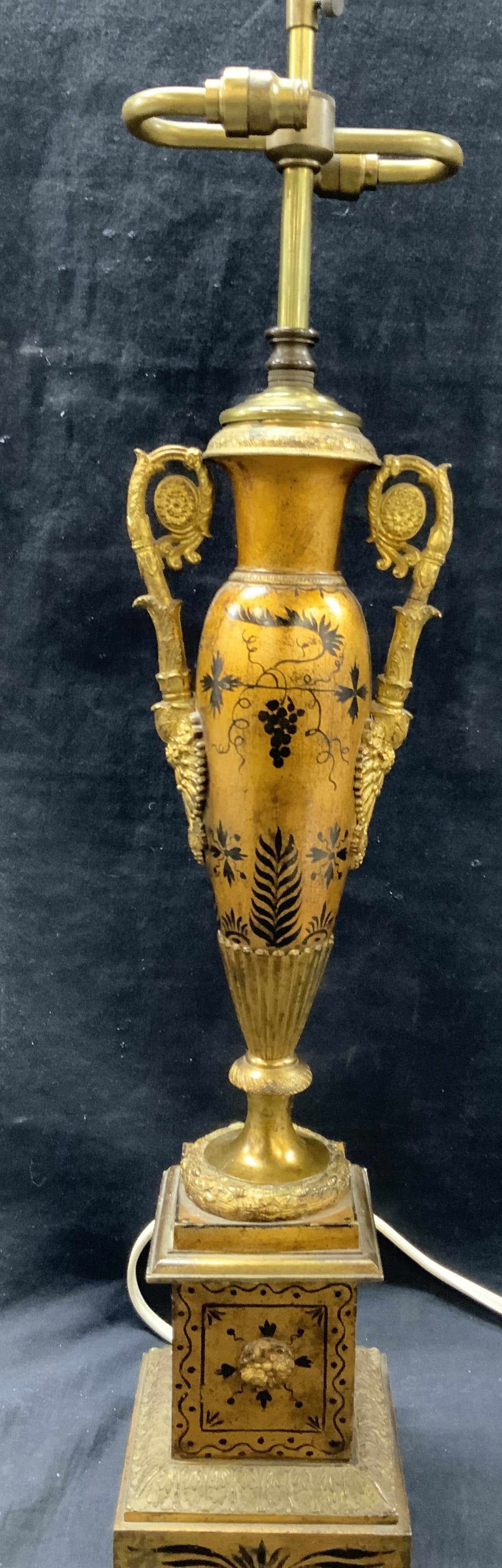 Vintage French Style Gold Leafed Metal Lamp (1 of 11)