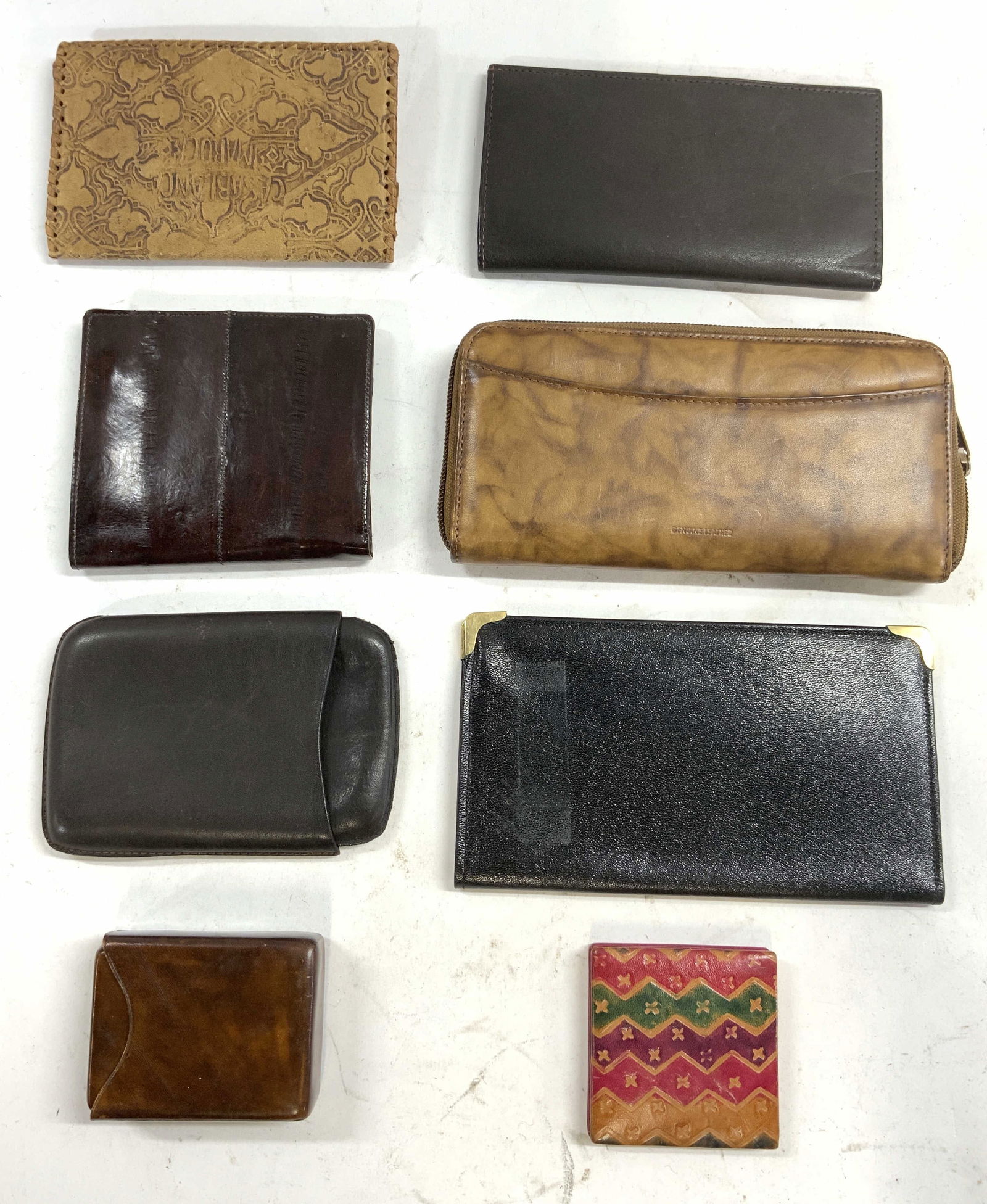 Lot 8 Clutches Wallets & More (1 of 10)