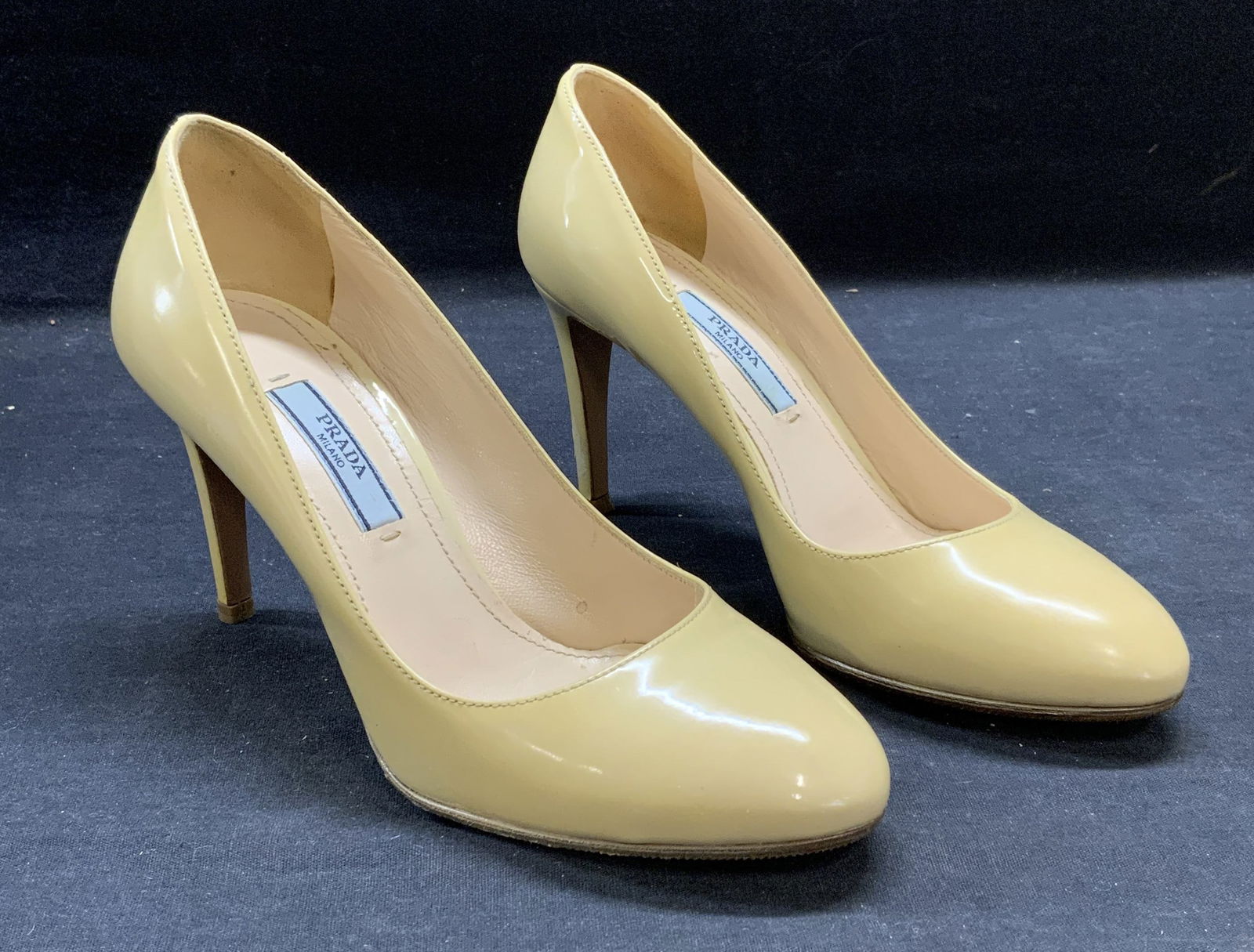 Prada Beige Patent Leather Heel, Italy (1 of 7)