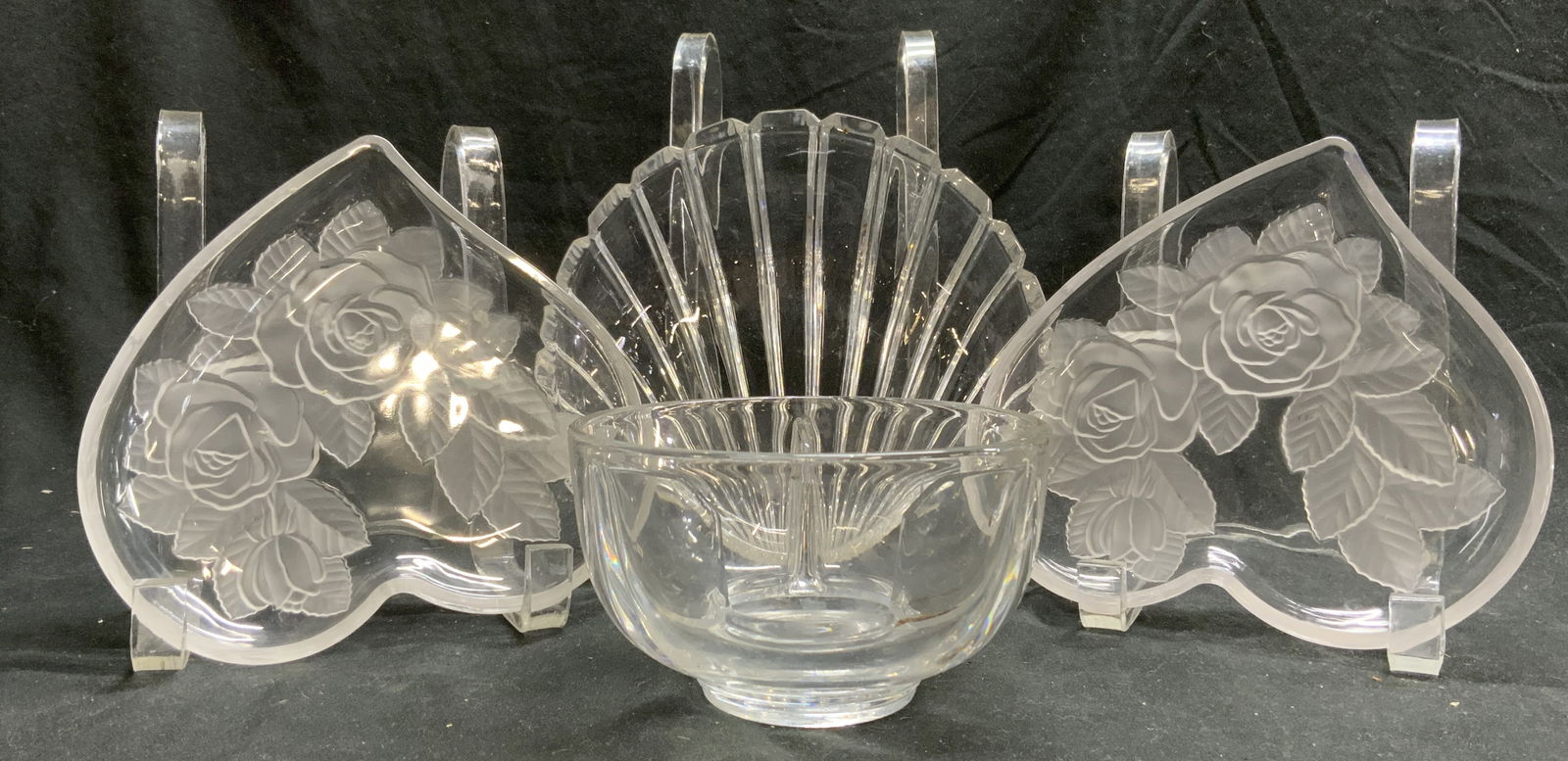 Lot 4 Art Glass Dishes Vessels (1 of 6)
