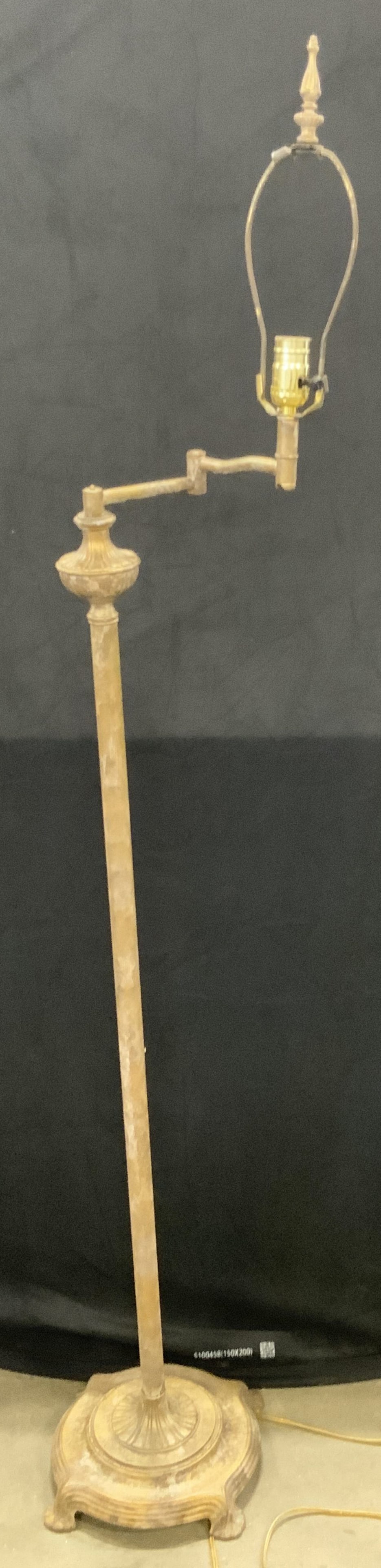 Vintage Metal Standing Floor Lamp 59inH (1 of 10)