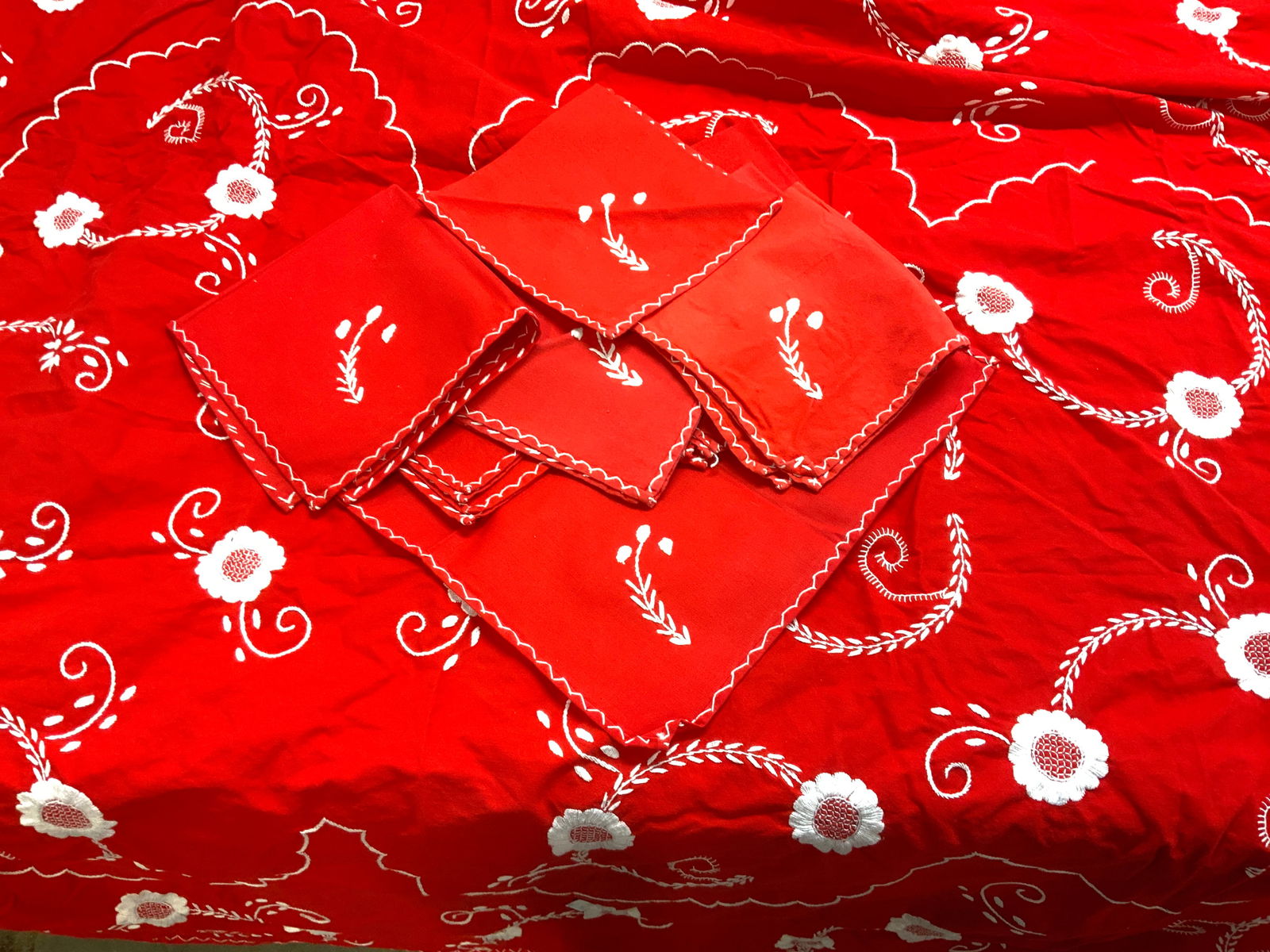 Set 12 Hand Embroidered Red Cotton Table Linens (1 of 7)