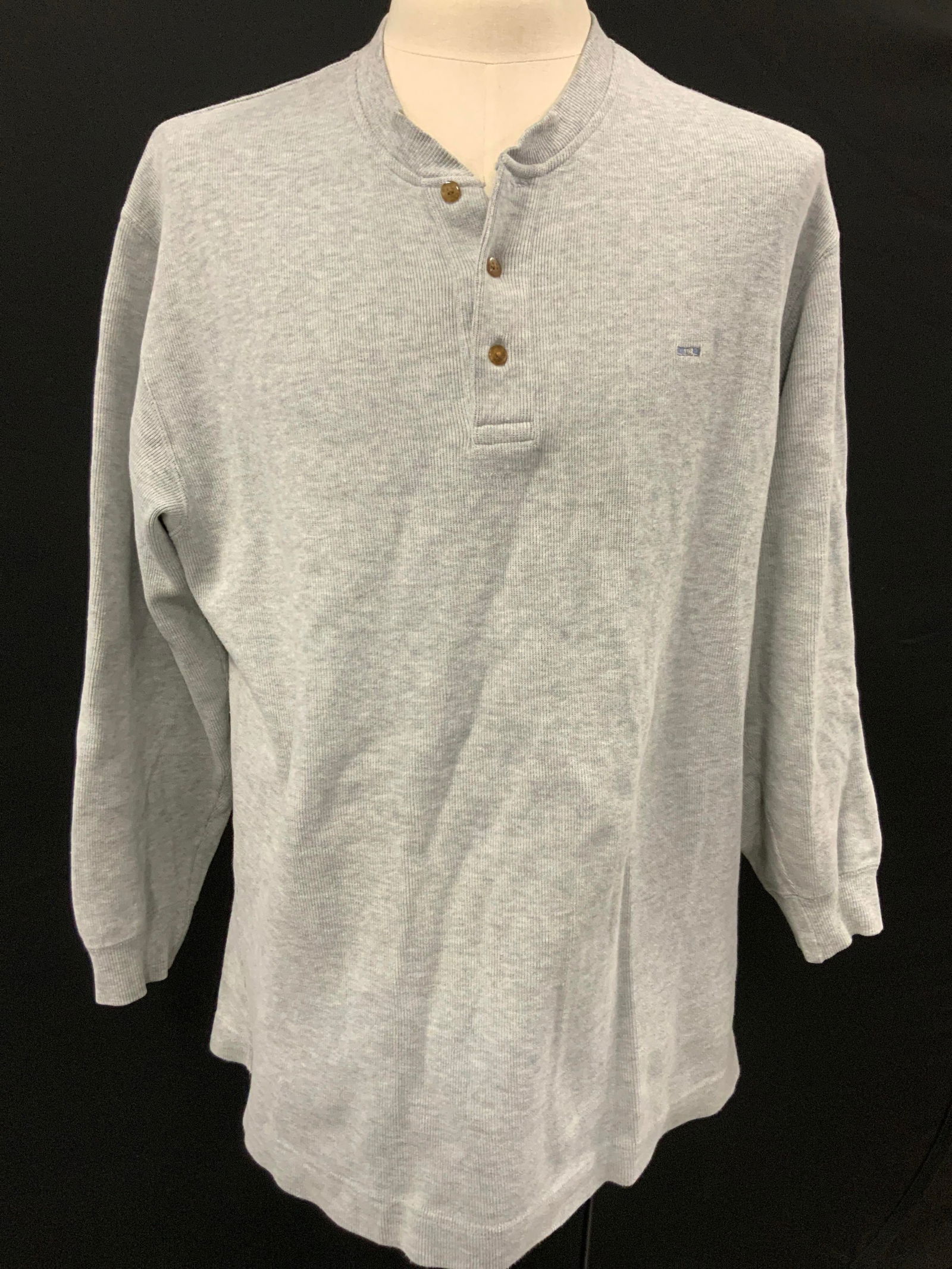 Alexander Julian Colours Cotton Sweater: Alexander Julian Colours button up, XL Sleeves measure 17 inches from underarm inseam, torso measures 29 down and chest measures 21 inches across. Minor fraying to fabric due to age and use Cotton swe