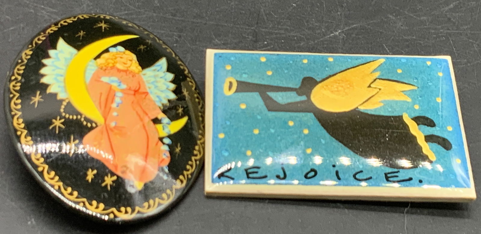 Lot 2 Vintage Brooches, Russian Lacquer Folk Art + (1 of 8)