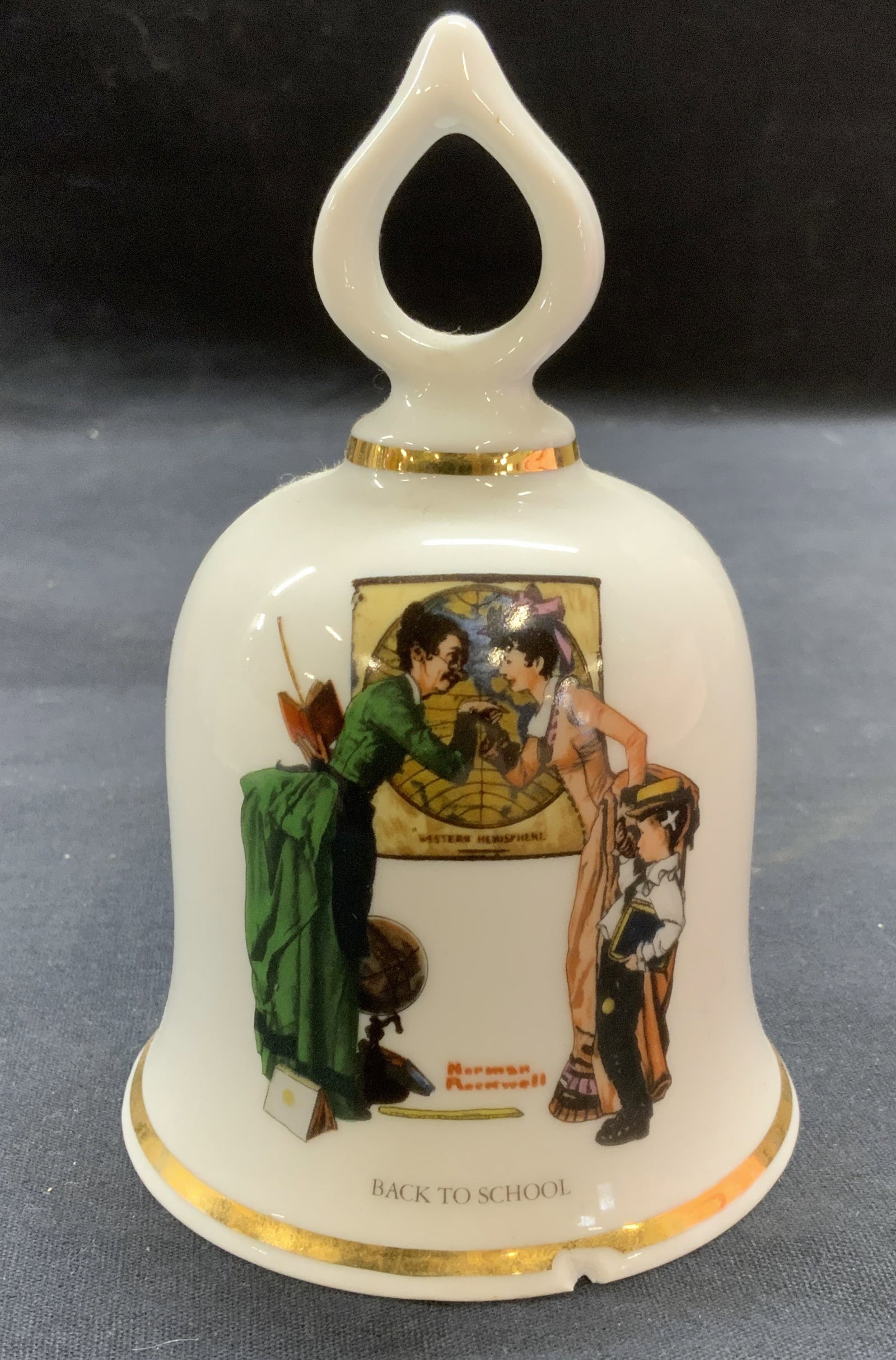 Vintage Danbury Mint Norman Rockwell Porcelain Bell (1 of 6)
