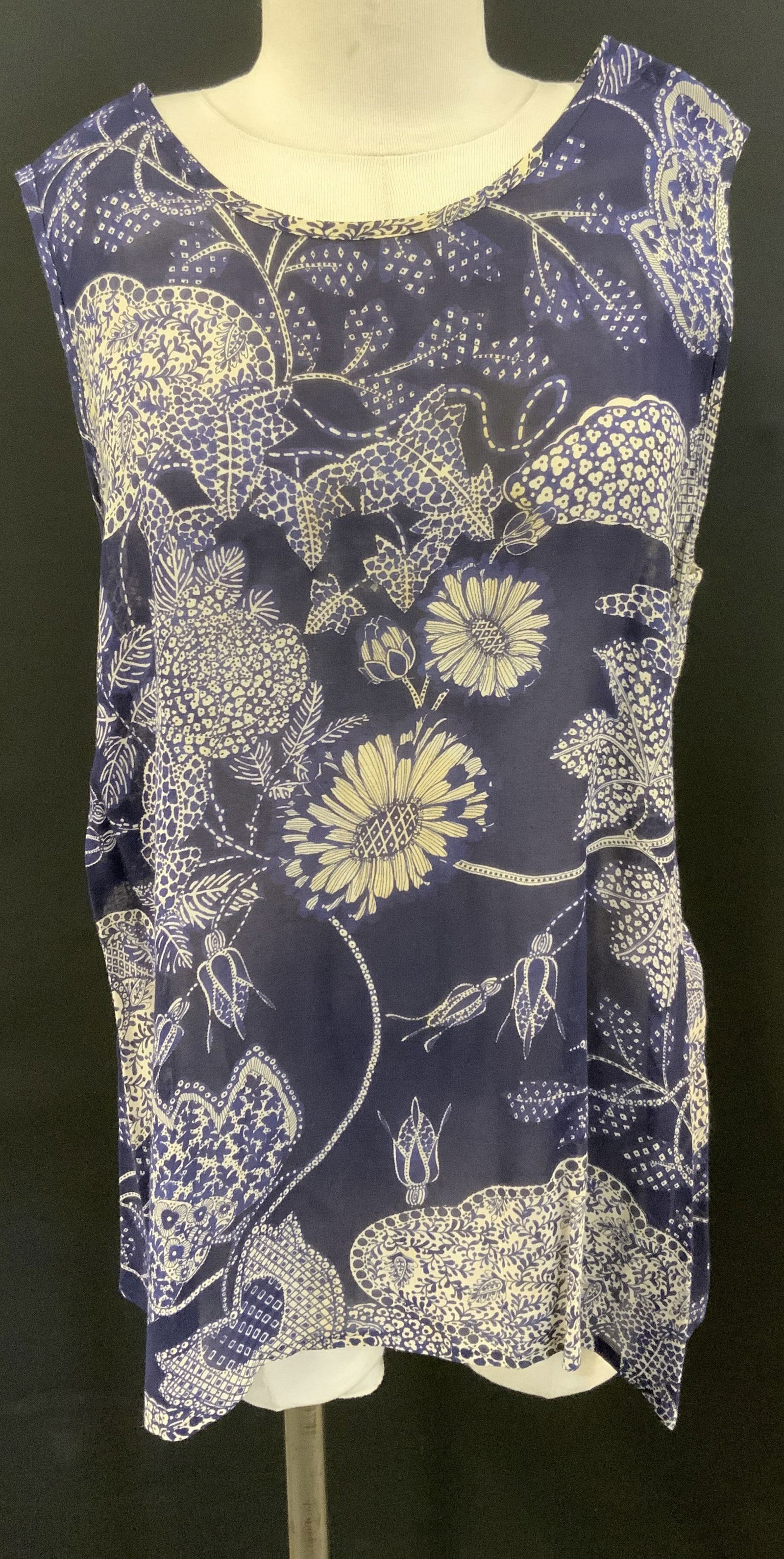 Geiger of Austria Blue Graphic Print Top (1 of 7)