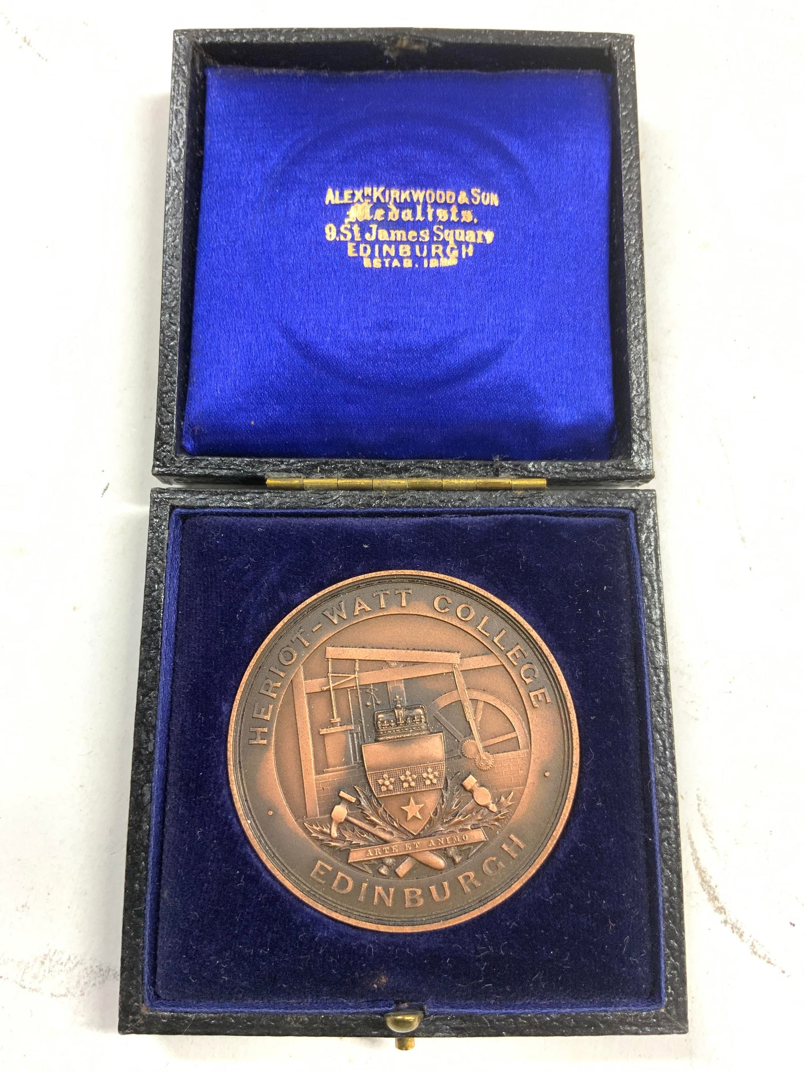 HENRIOT WATT COLLEGE Vtg Monogrammed Coin (1 of 6)