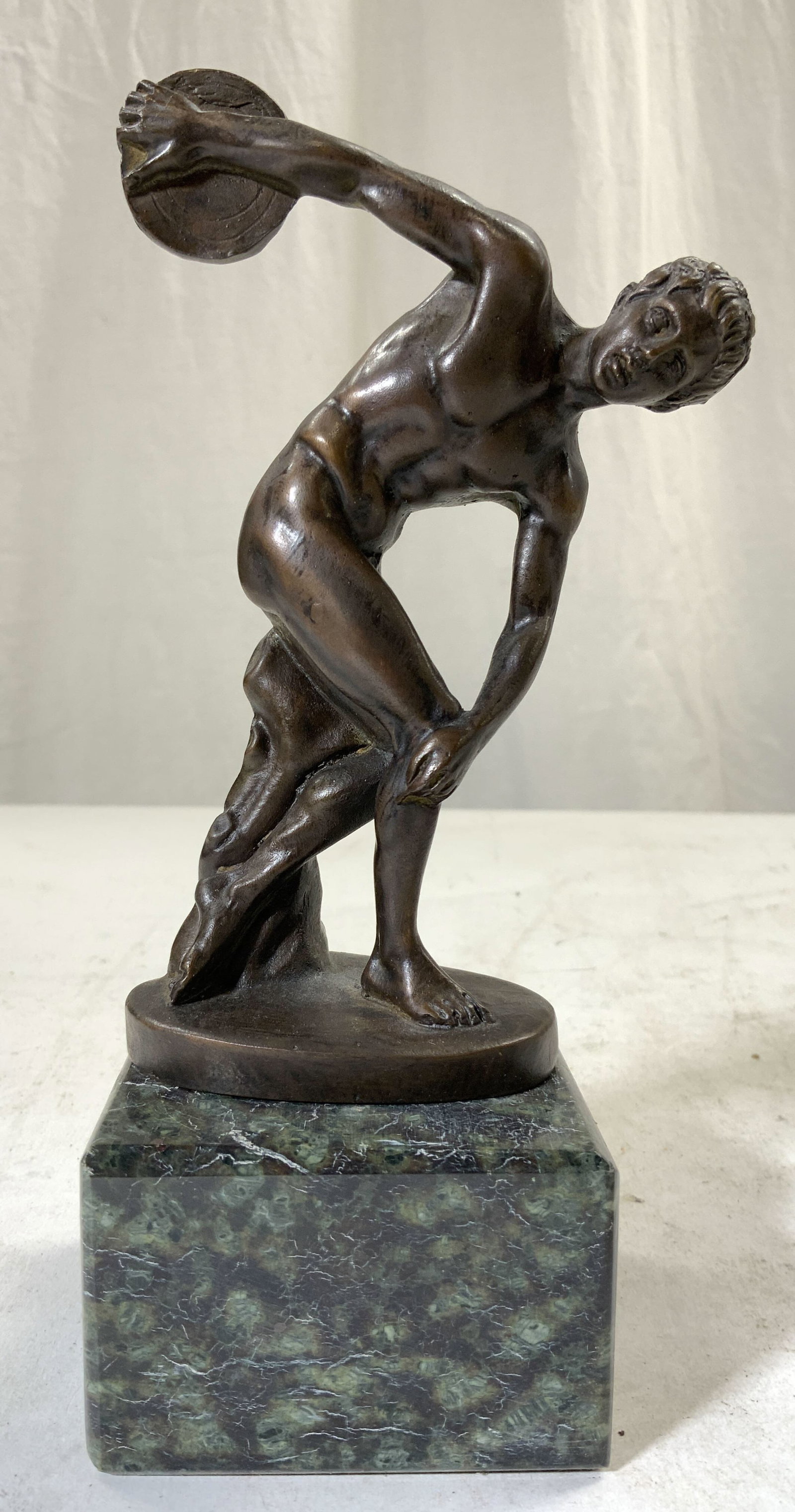 THE DISCUS THROWER Bronze Male Fig Stone Base ITALY (1 of 9)