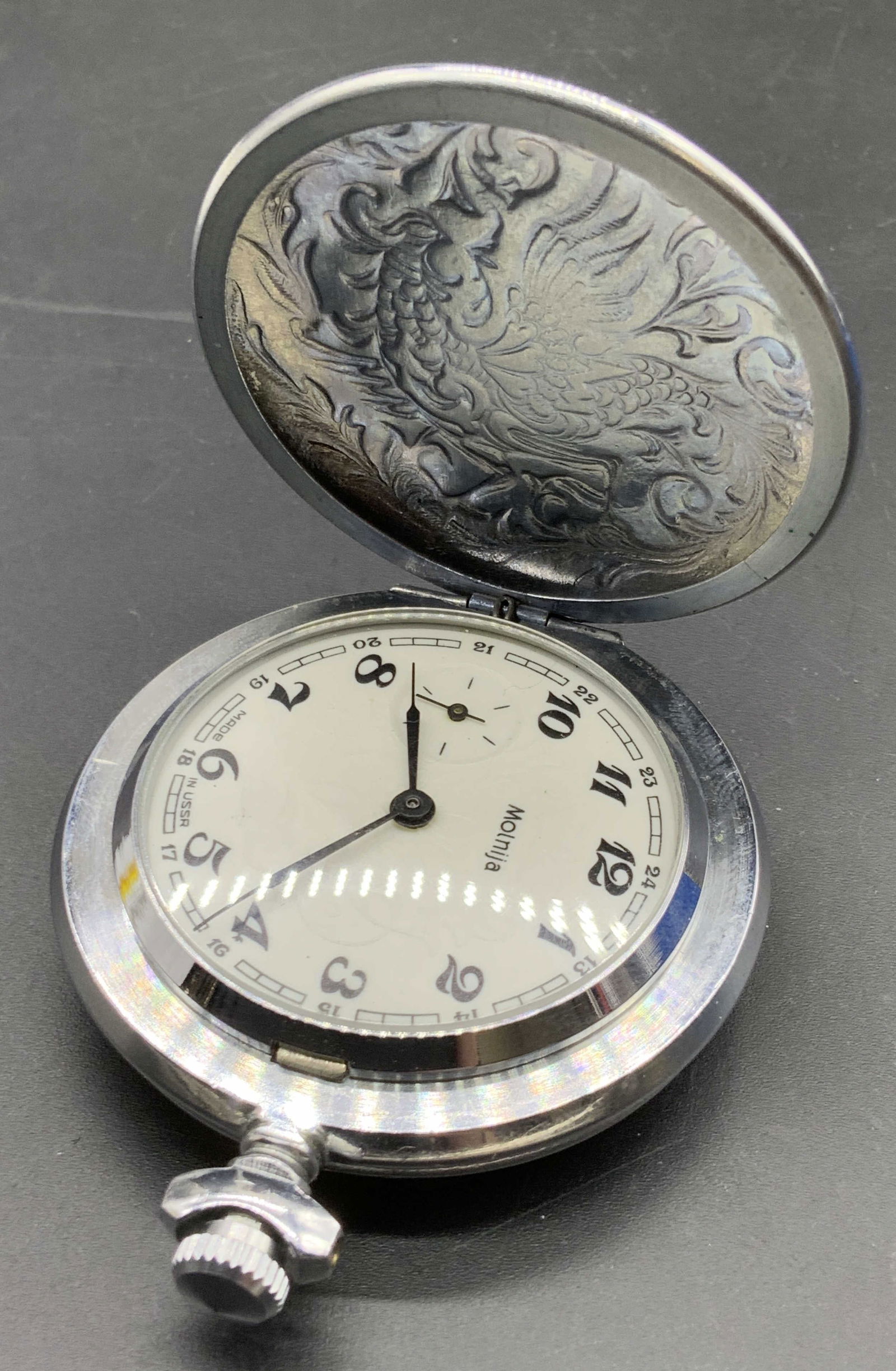 MOLNIJA USSR Vintage Metal Bird Motif Pocket Watch (1 of 9)