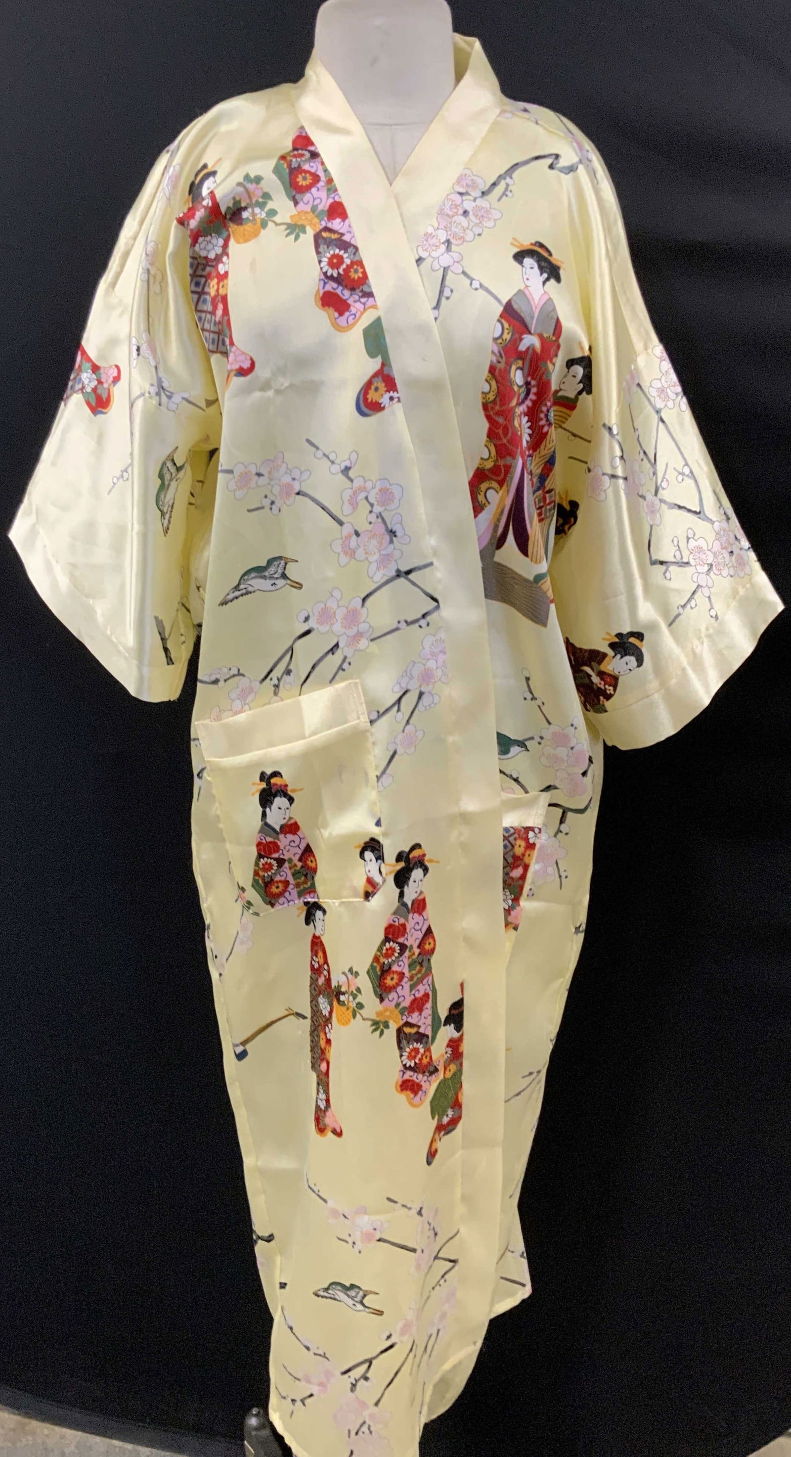 Japanese Geisha & Blossom Yellow Robe w Belt (1 of 7)