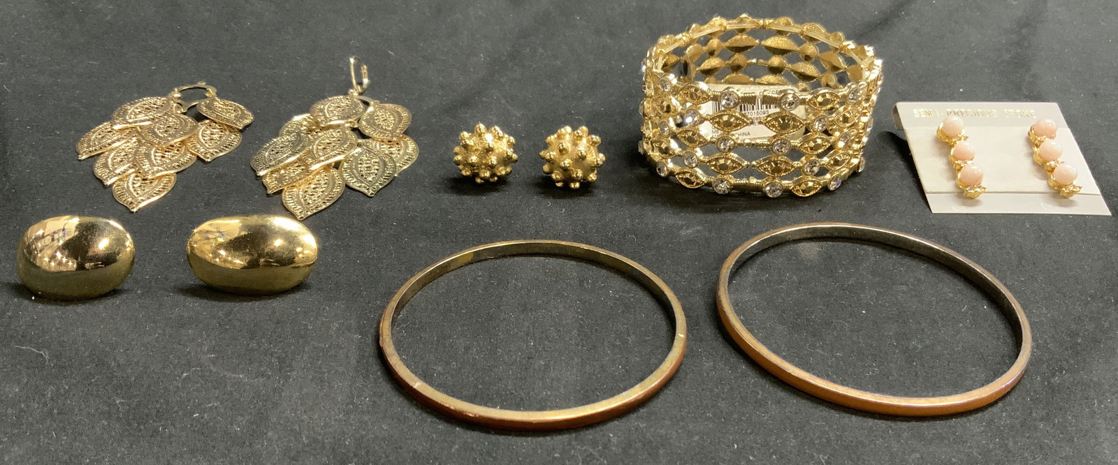 Lot 11 Gilt Metal Jewelry (1 of 8)